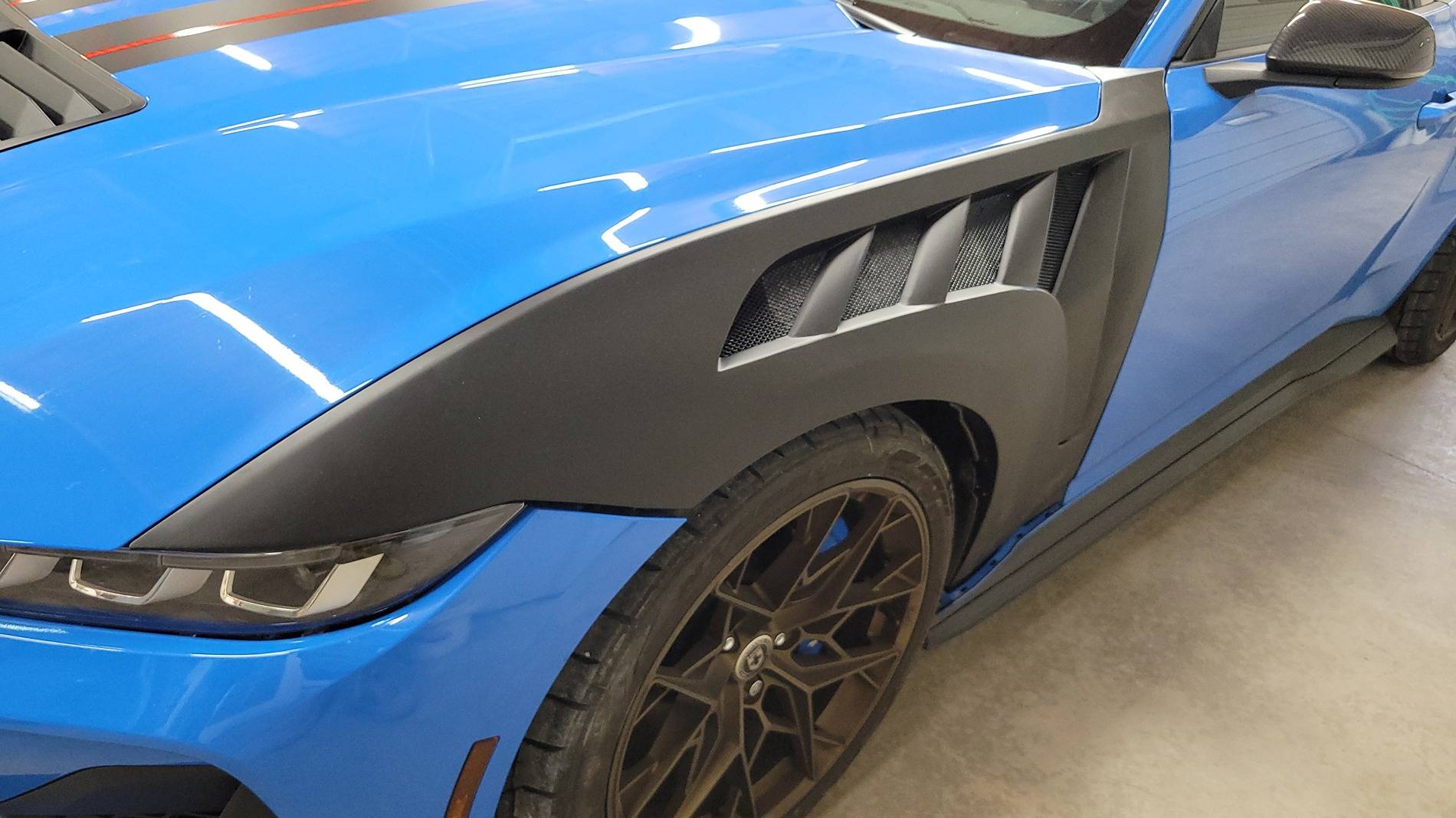 S650 Mustang Greywolfes Blue Baby 1000002004