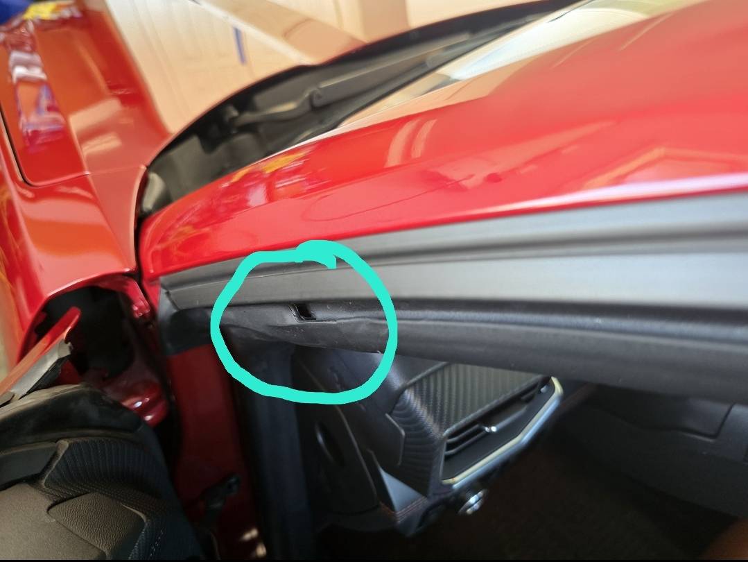 S650 Mustang Weather Strip Has Hole In It. Normal? 1000004556