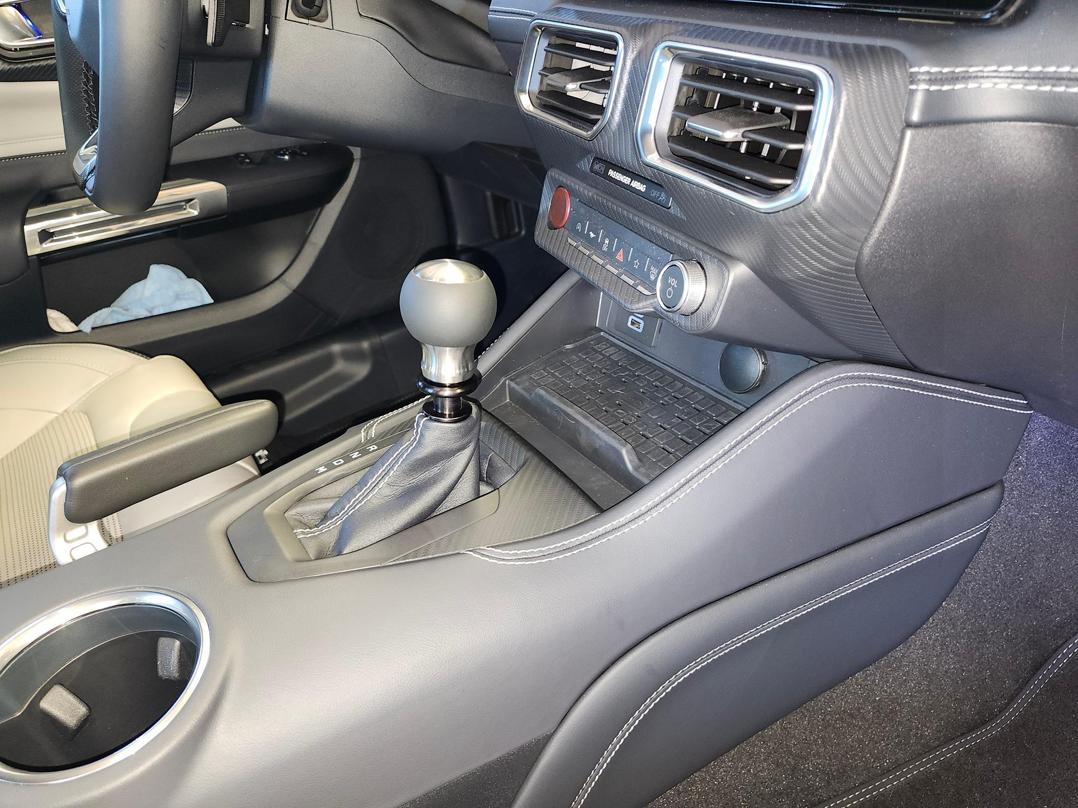S650 Mustang Automatic Shift Knobs 1000008508