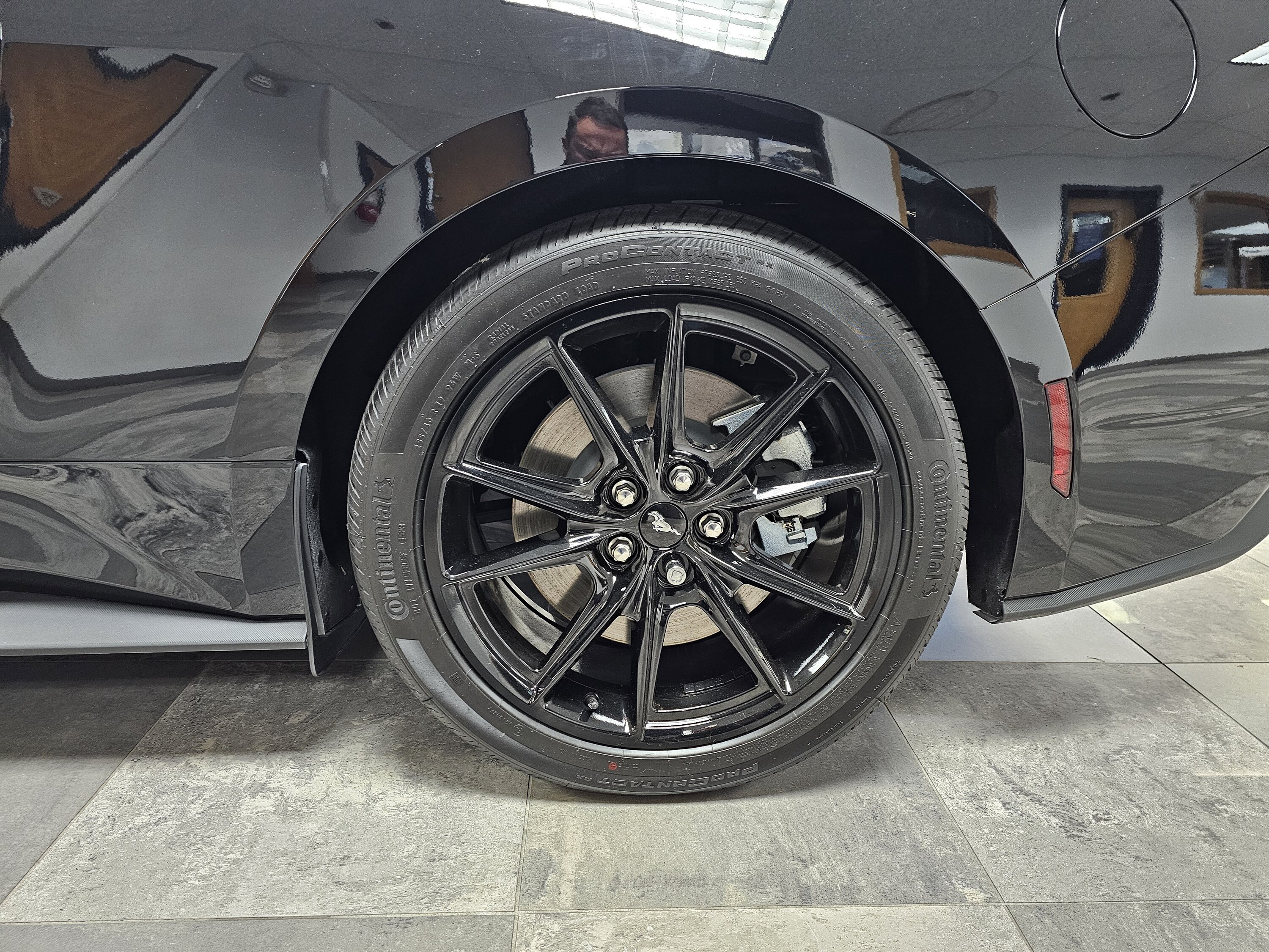 S650 Mustang Check out this covertible's wheels 1000010970