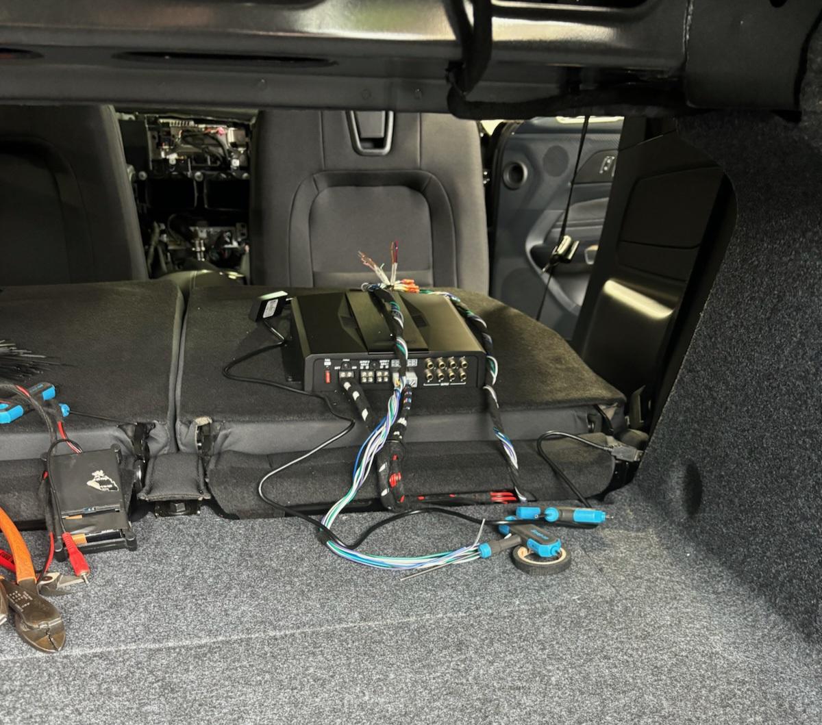 S650 Mustang More Bass... 1000015049