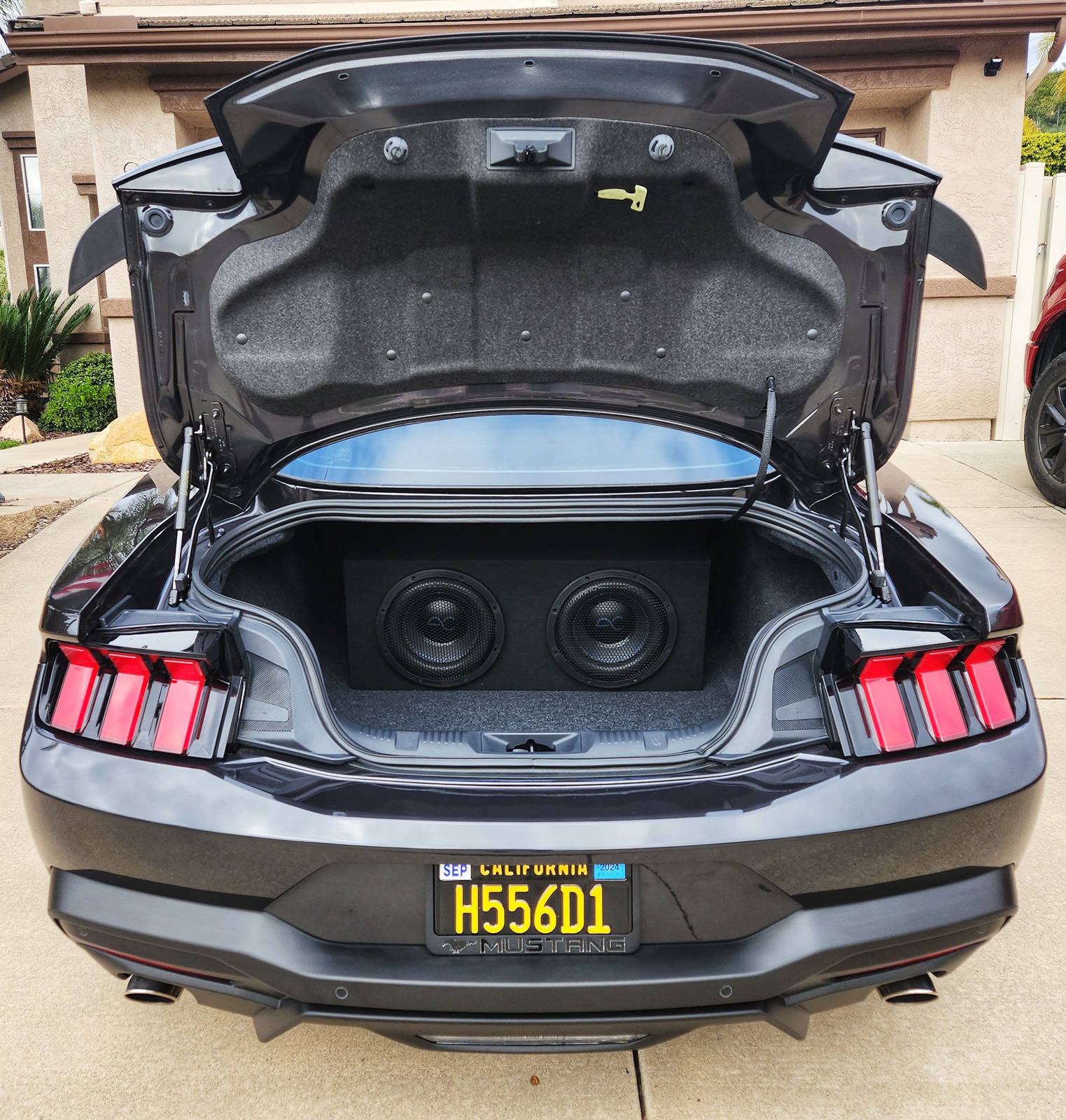 S650 Mustang S650 Aftermarket Sound System 1000015070