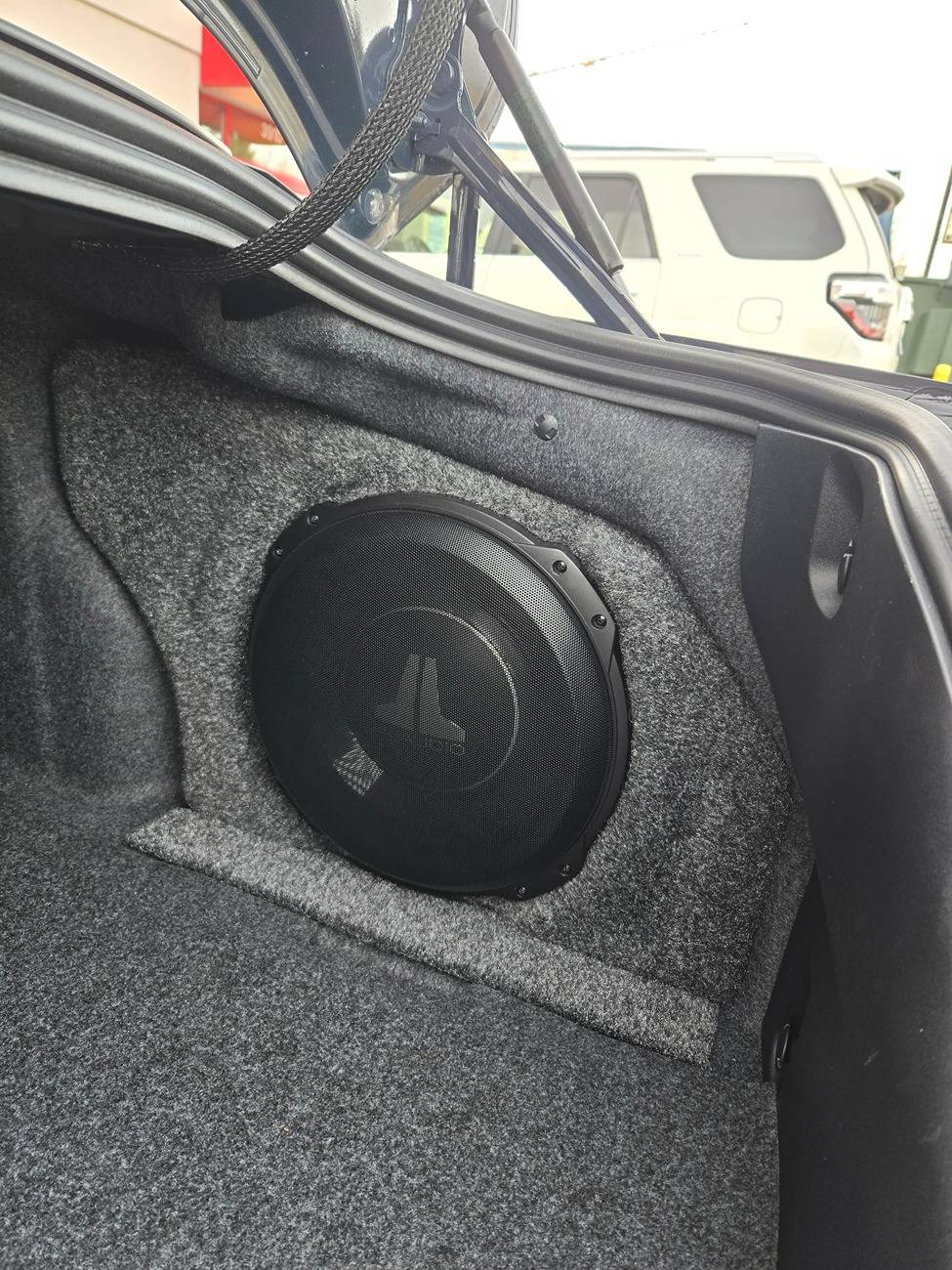 S650 Mustang B&O sound system 1000048791