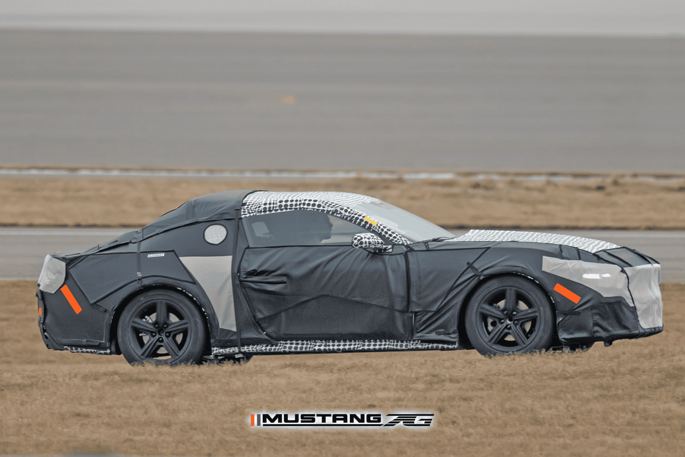 S650 Mustang First Look: S650 Mustang Prototype Spied With Production Body! 📸 1643724319430