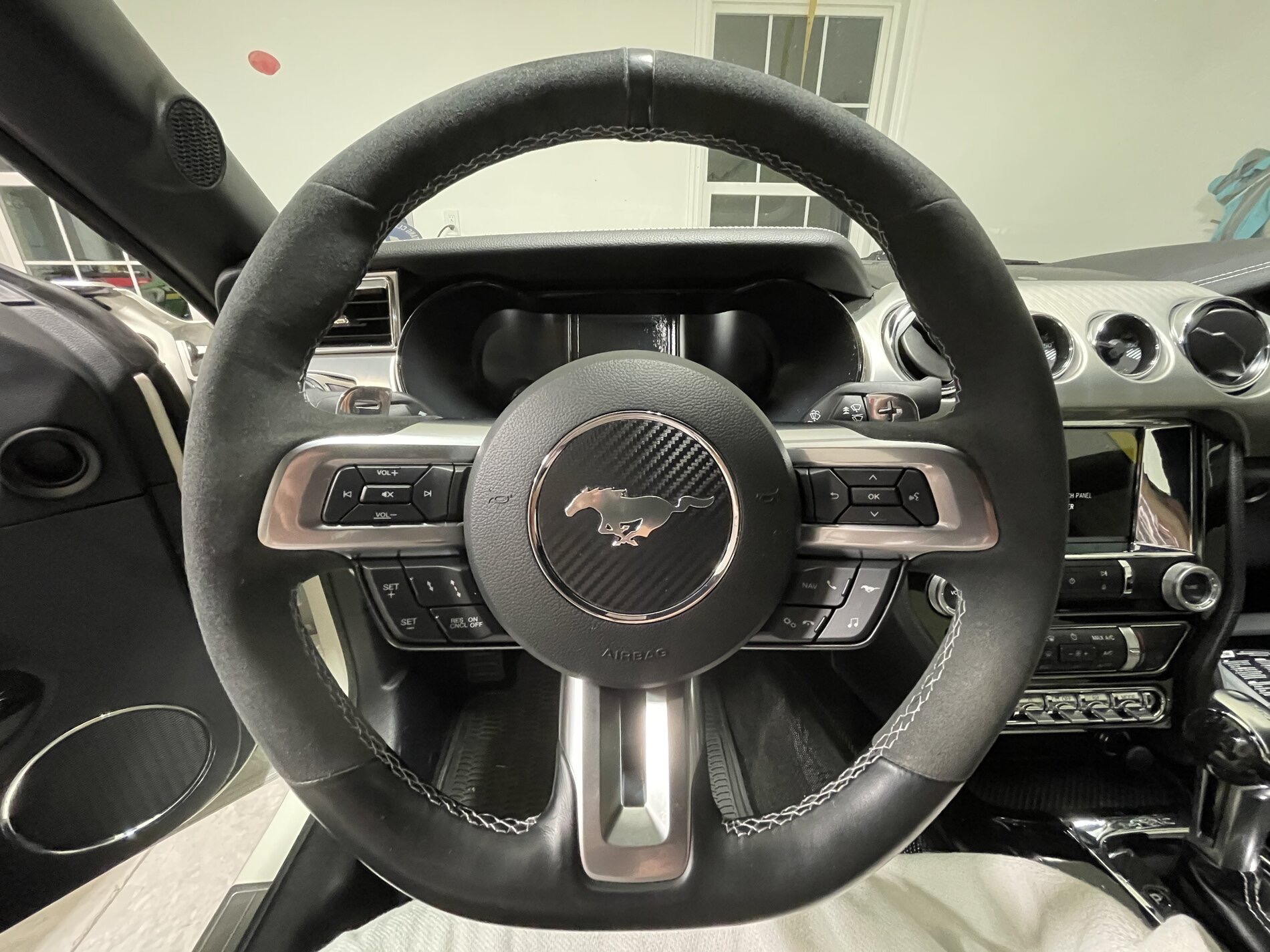 S650 Mustang S650 to feature a flat bottomed steering wheel 1648650498597