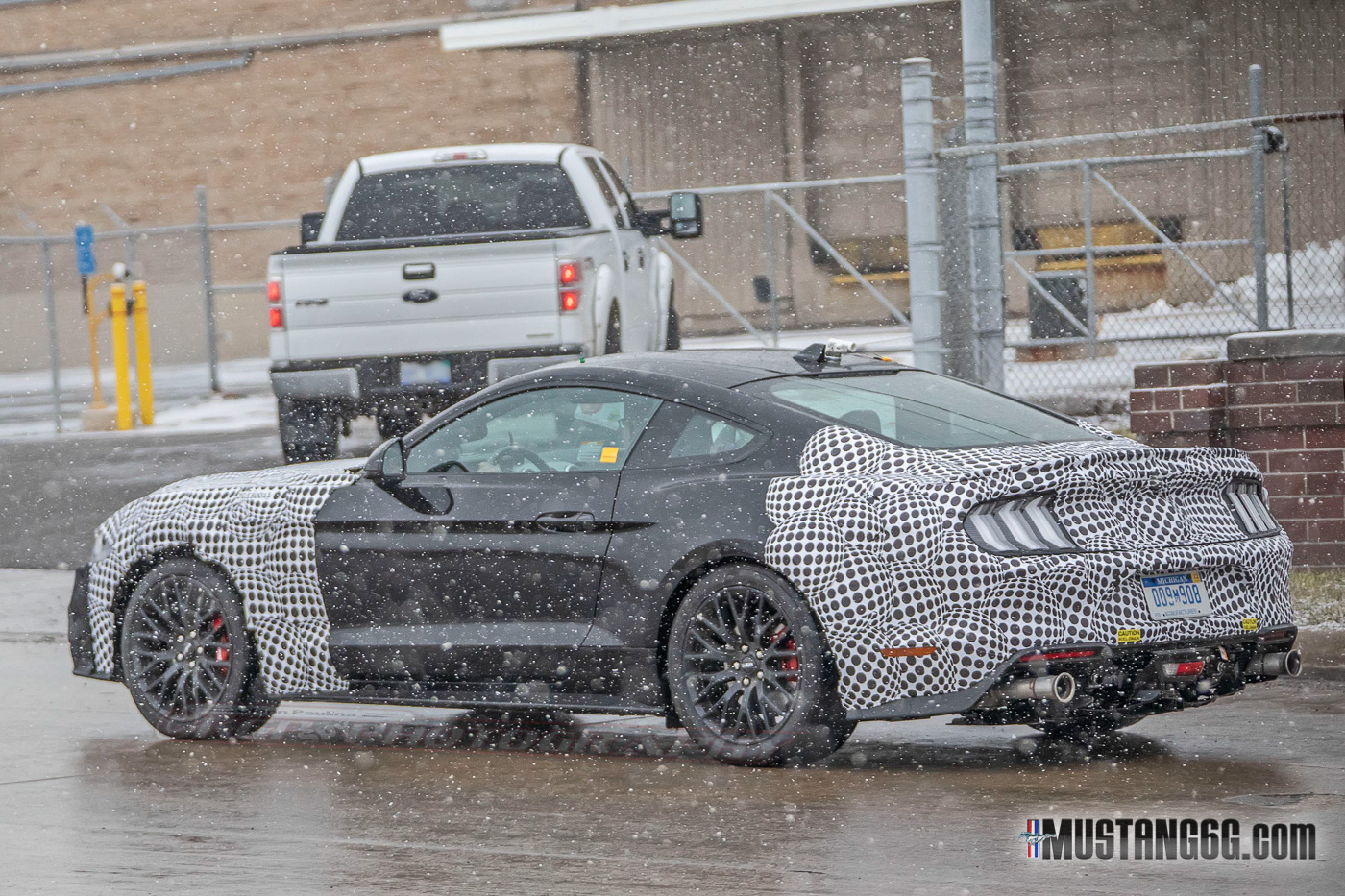 S650 Mustang S650 RIGHT HAND DRIVE MUSTANG PROTOTYPE SPOTTED TESTING 1675367880169