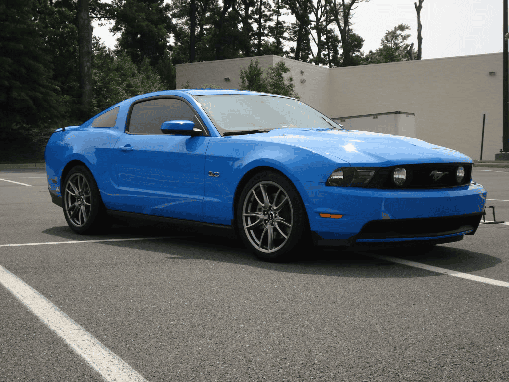 S650 Mustang People keep saying the 24 looks like a Camaro....but I mean look at this older Mustang...I think this looks way more like a Camaro 1700434517412