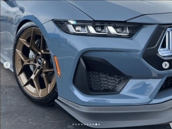 S650 Mustang What's going on with Vapor Blue colour?? Some doubts about the true tone 1709710705527