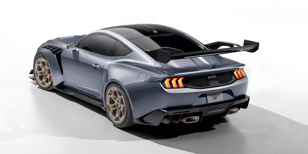 S650 Mustang Ford starts legal dispute with YouTuber TJ Hunt over Streethunter S650 Mustang Build 1730464650632-q1