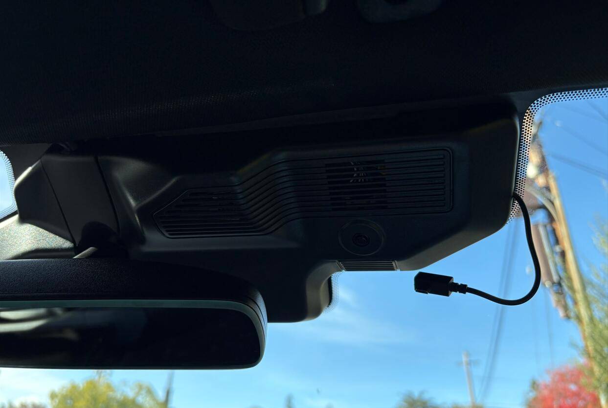 S650 Mustang Dash Cam using 12v outlet 1734486379591-80