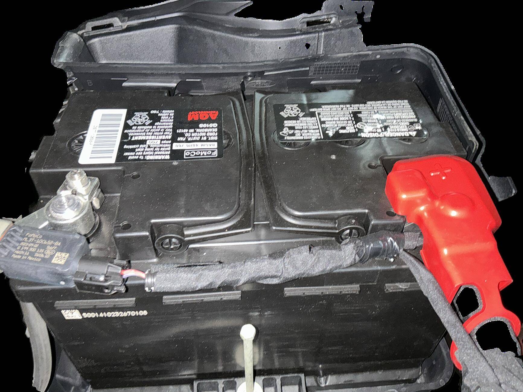 S650 Mustang How to remove the car battery? 1748087433942-xs