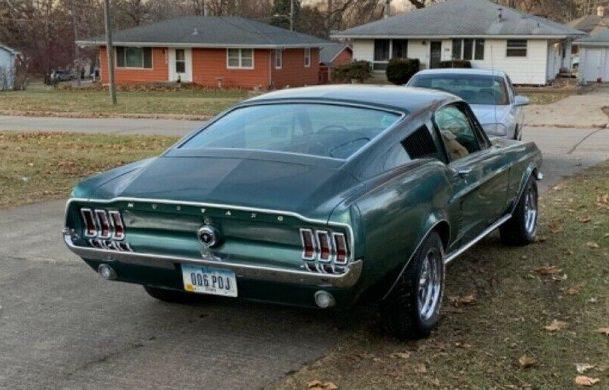 S650 Mustang S650 vs S550 real life side by side comparison look (rear view) 1967-Ford-mustang-Fastback-3-e1579044973320-609x390