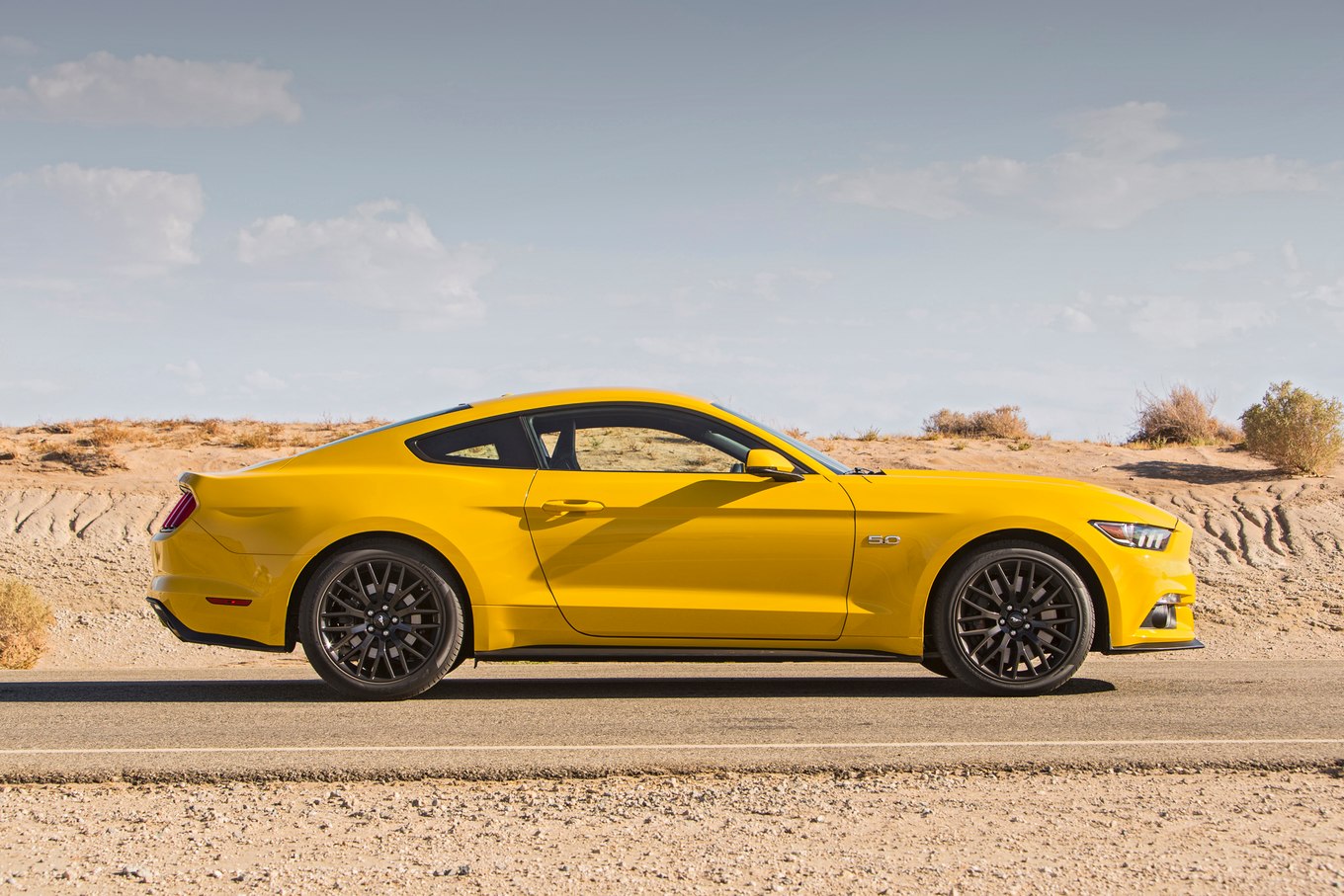 S650 Mustang 2021 MUSTANG (S650) - 7th Generation Mustang Confirmed 2015-Ford-Mustang-GT-side-profile