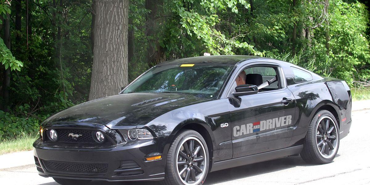 S650 Mustang First Look: S650 Mustang Prototype Spied With Production Body! 📸 2015-ford-mustang-spy-photos-news-car-and-driver-photo-459697-s-original (1)