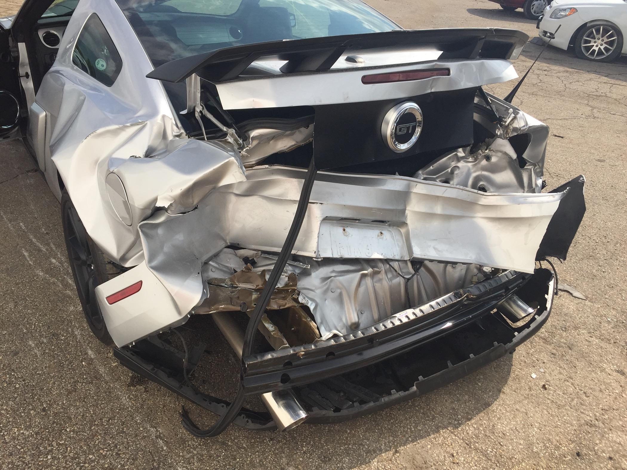 S650 Mustang Rear ended. Frame damage possible 2016-09-30 153957-2722235