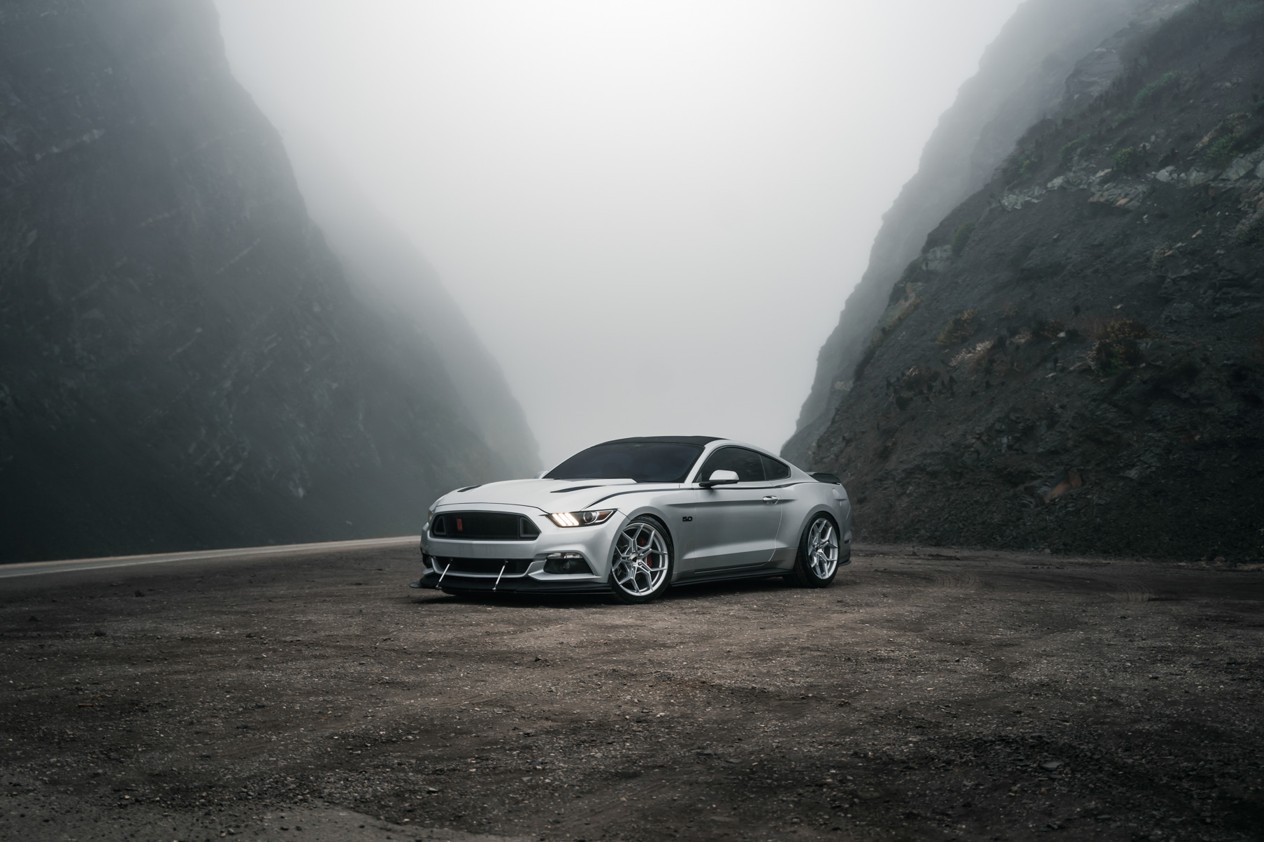 S650 Mustang Blaque Diamond BD-F18 BD-D25 BD-F29 Flow Forged Series - Vibe Motorsports 2016_Mustang_GT_Blaque_Diamond_wheels_BDF25_20_inch_Brushed_Silver-1