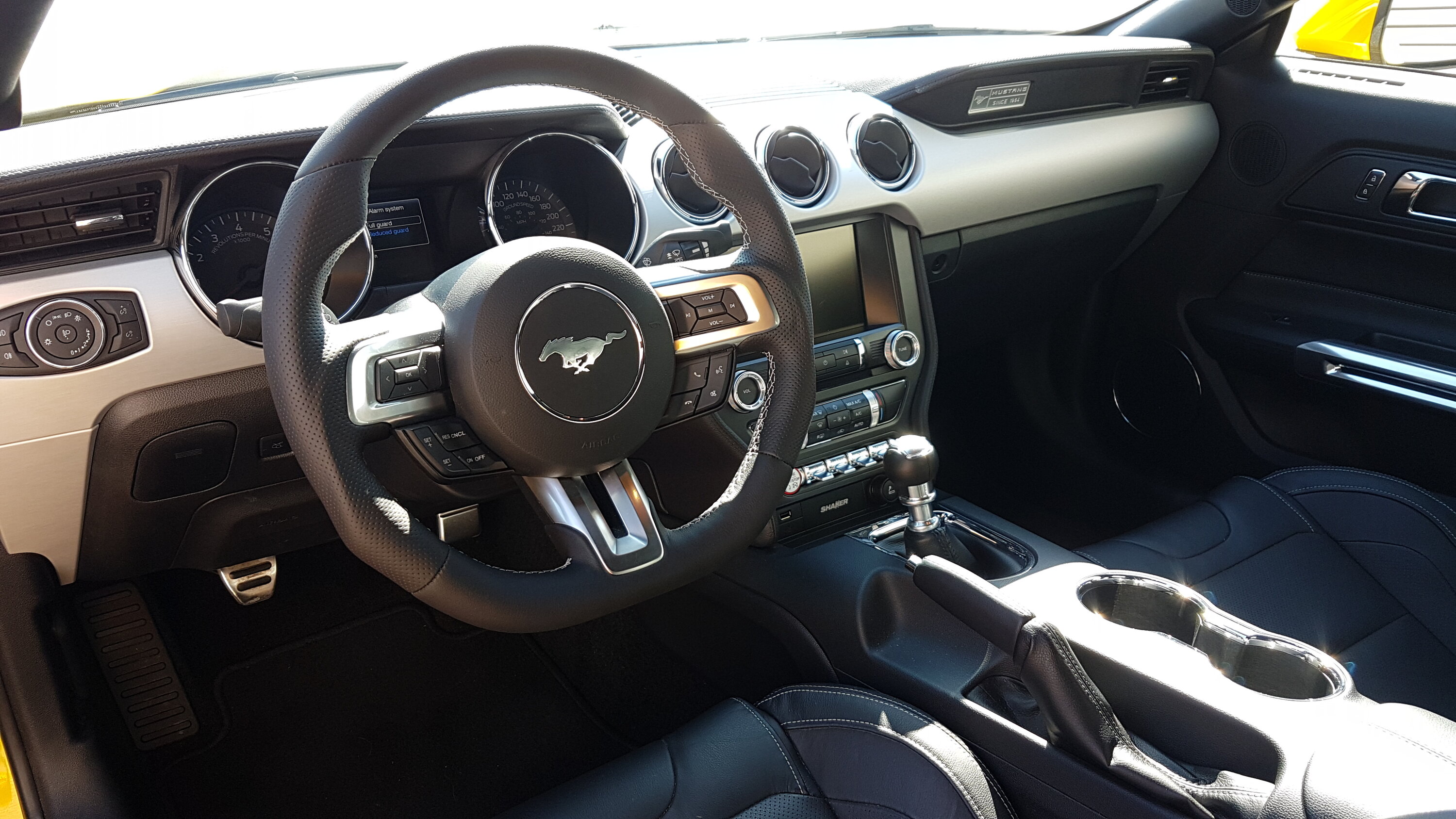 S650 Mustang S650 Mustang Interior Hands-On Review: More Digital, Plus a Drift Handbrake! [Motortrend] 2018050519