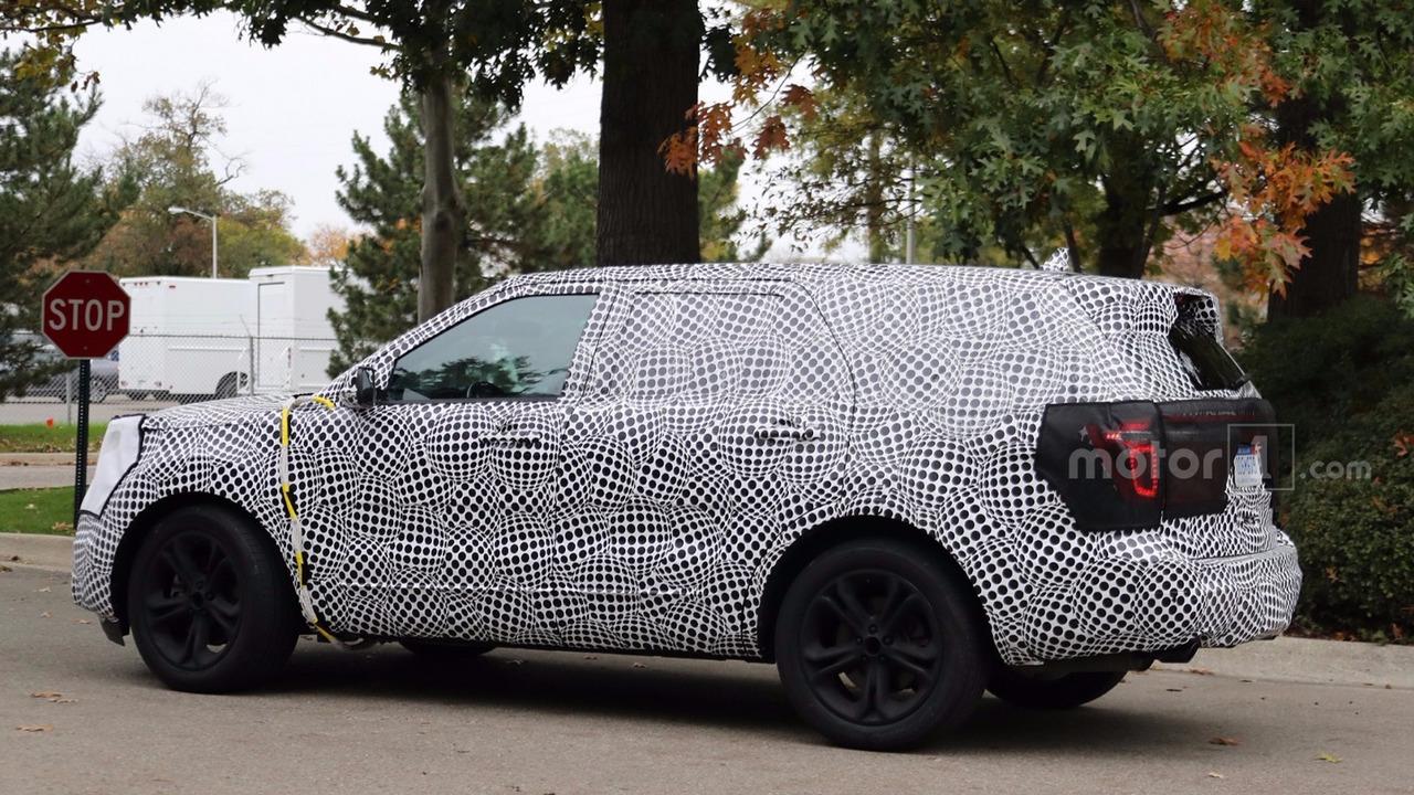 S650 Mustang S650 is out there somewhere, isn't she? 2019-ford-explorer-spy-photos (4)