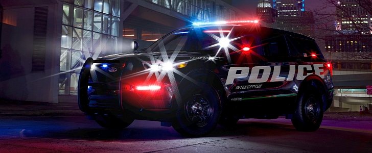 S650 Mustang S650 is out there somewhere, isn't she? 2020-ford-police-interceptor-utility-previews-new-explorer-suv-129212-7