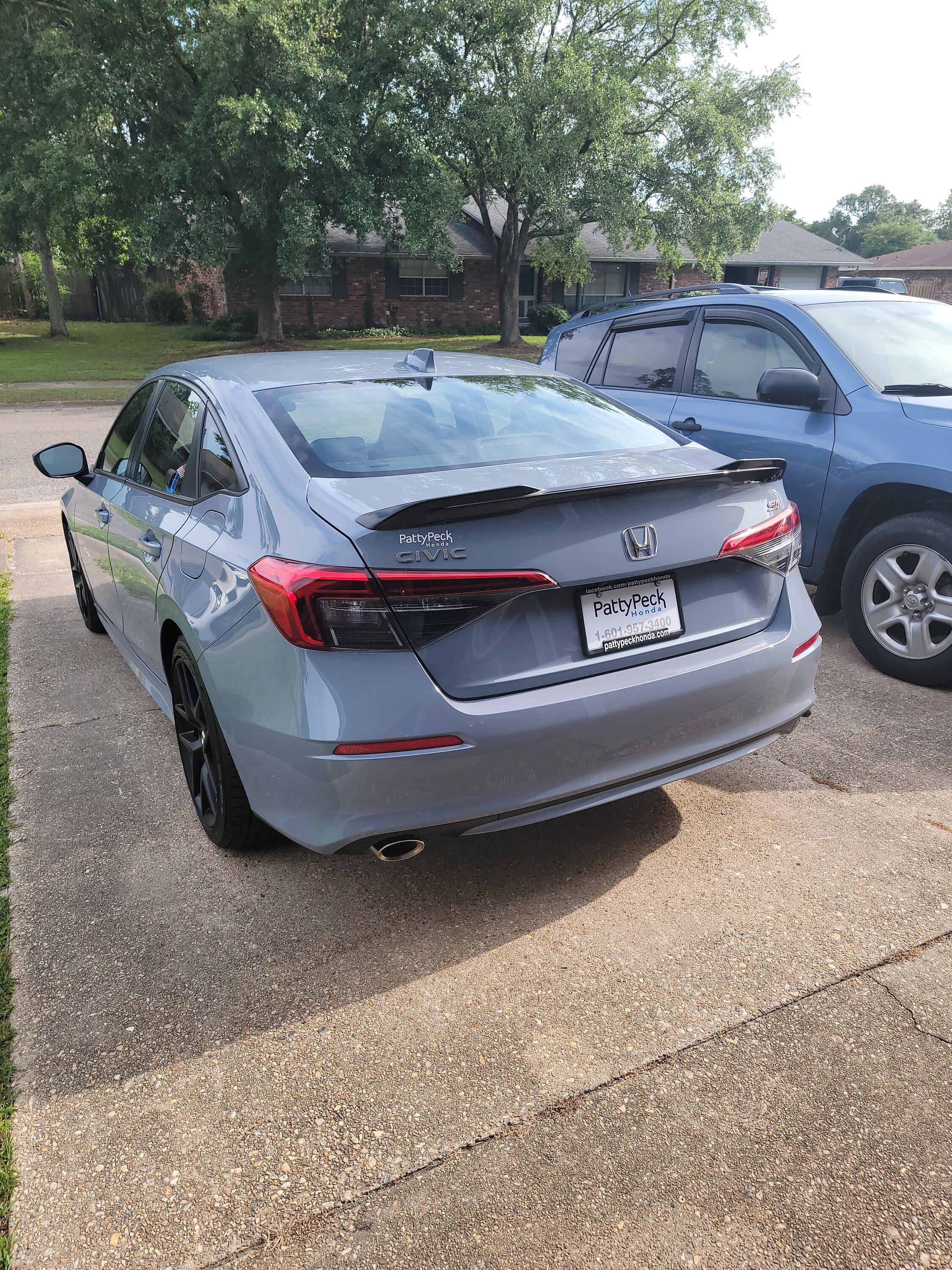 S650 Mustang Vapor Blue with Carmine Red Interior??? 20220502_165811