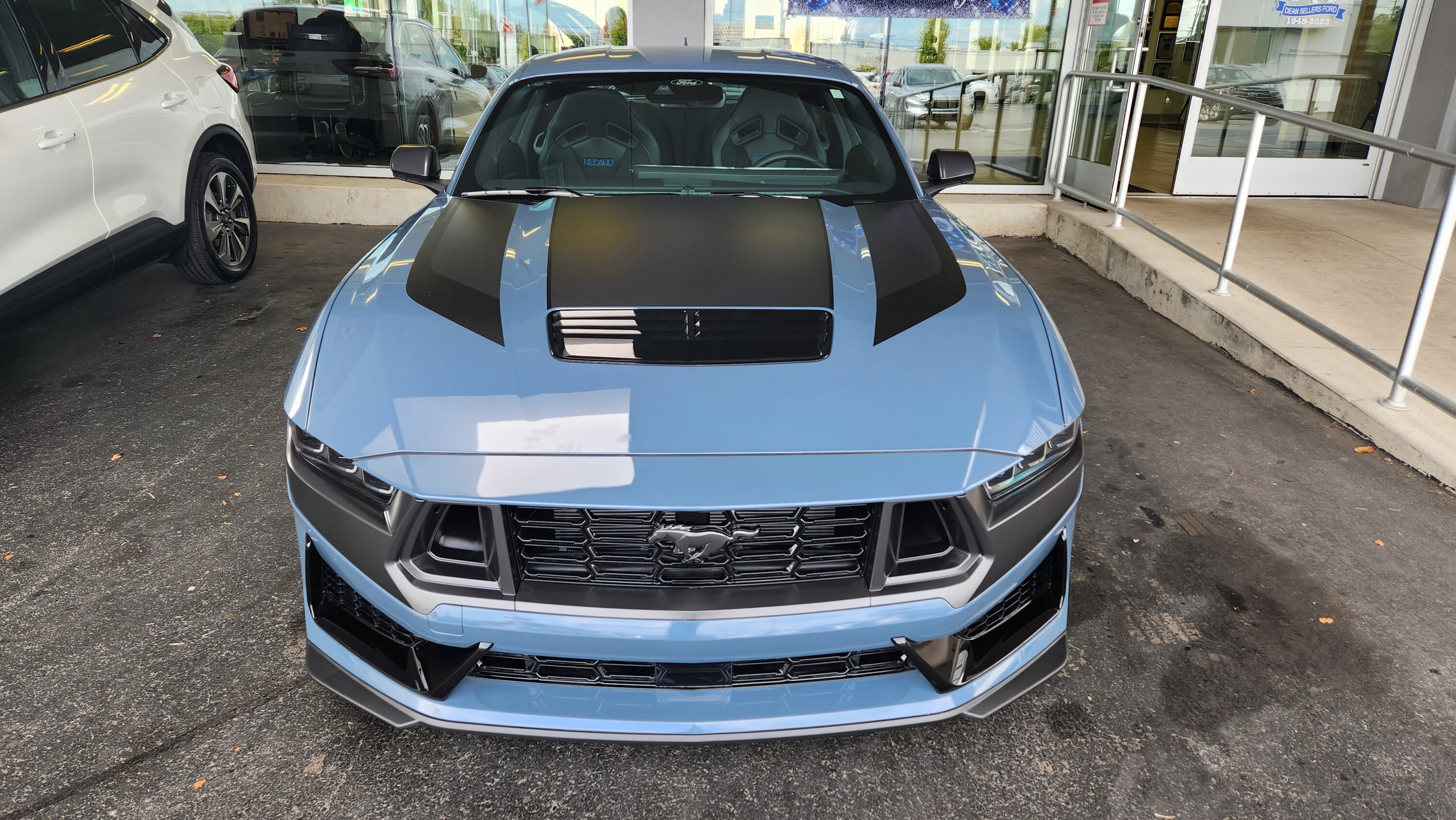 S650 Mustang 2024 Dark Horse Vapor Blue Metallic (600A, manual, Recaro seats) - Cincinnati, OH 20230919_143319