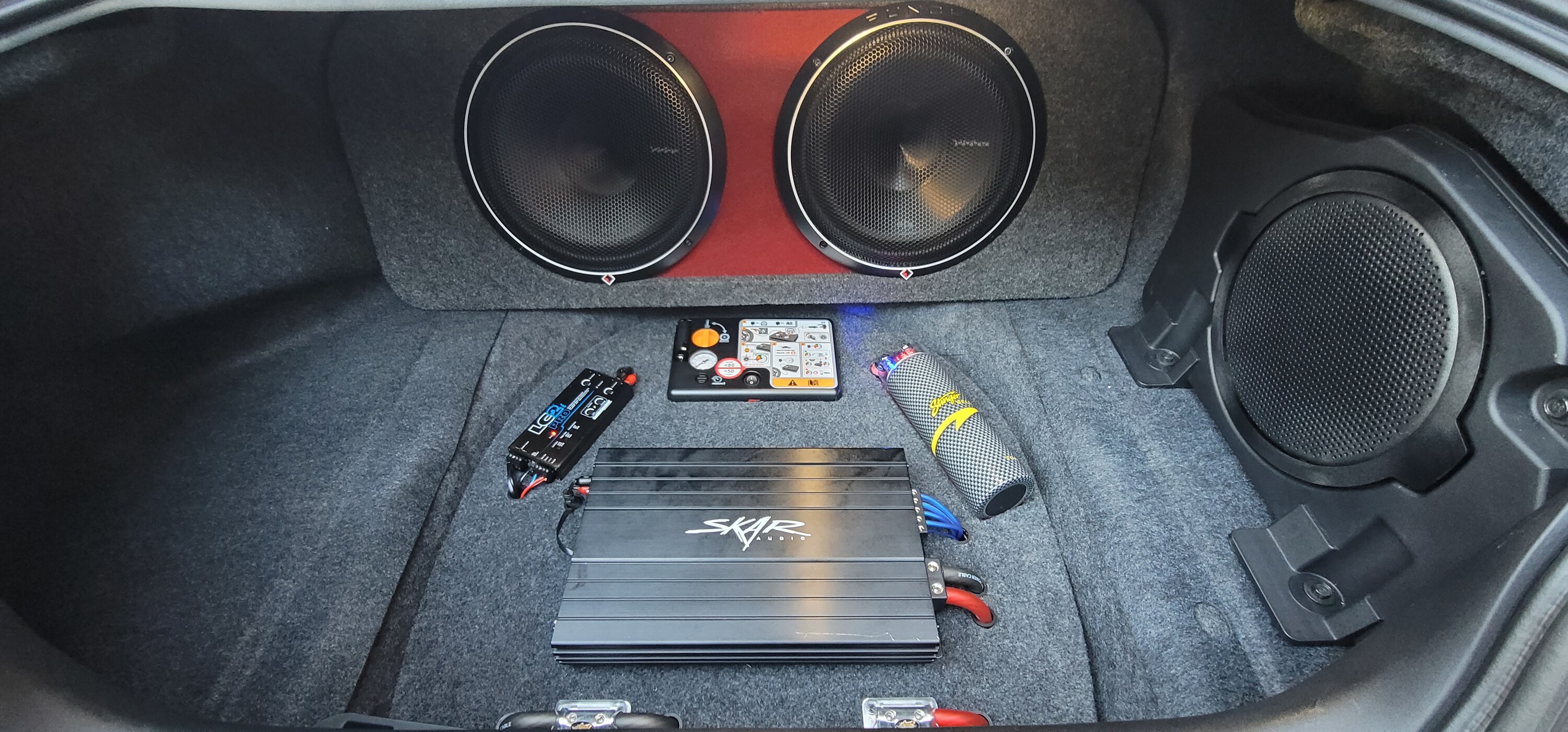 S650 Mustang S650 Aftermarket Sound System 20230929_182113