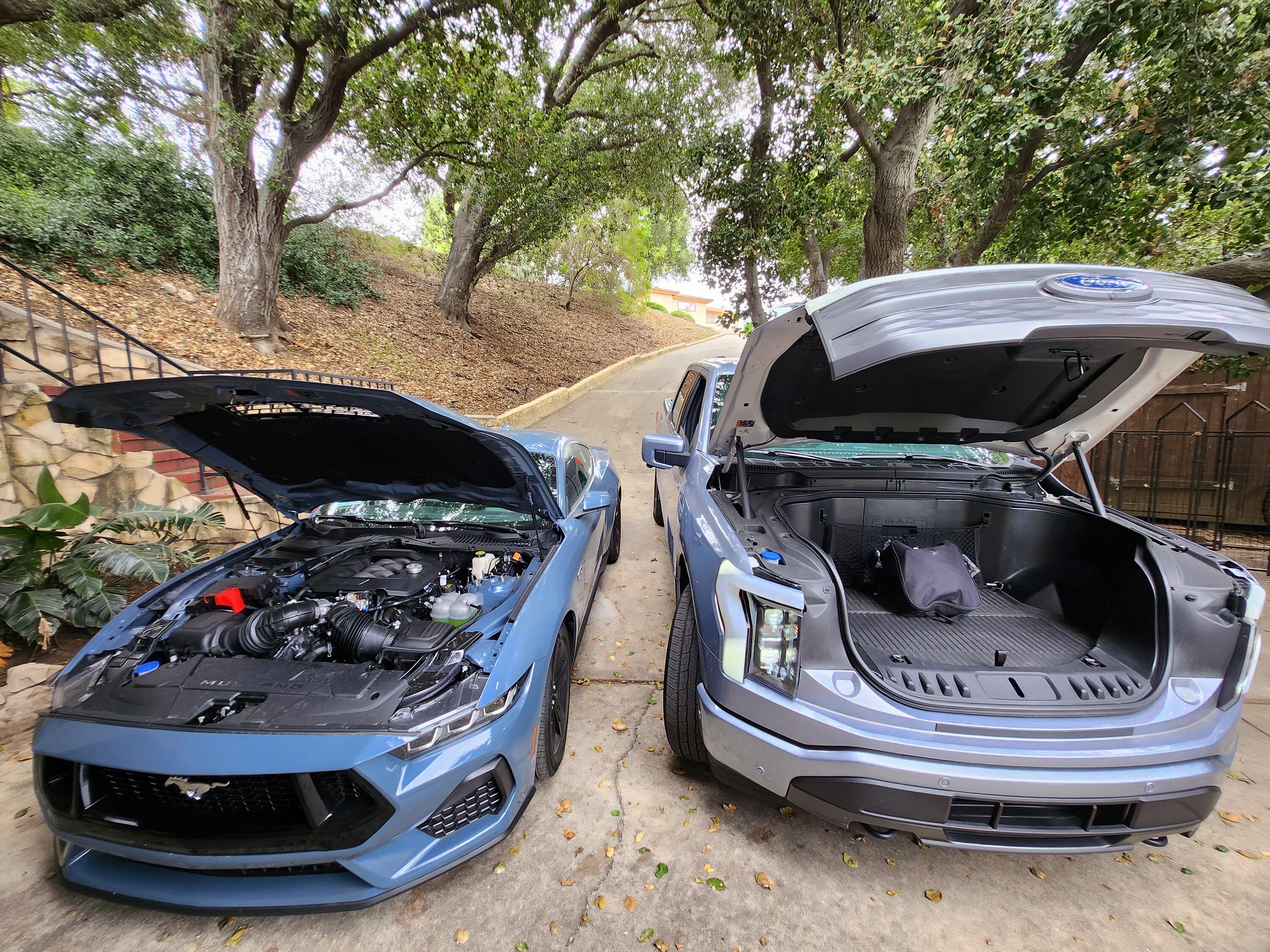 S650 Mustang 2024 Mustang GT Base Base Base Vapor Blue Delivery : ) Coyote  vs Frunk 20230930_121723