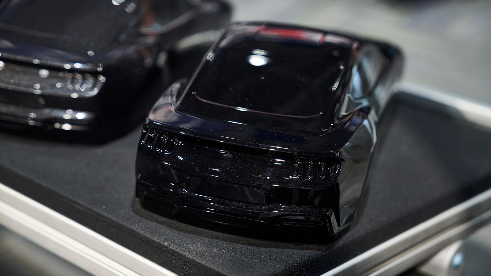 S650 Mustang Color Samples - 2024 Mustang S650: Blue Ember, Vapor Blue, Grabber Blue, Yellow Splash, Ingot Silver, Etc. 2024-Ford-Mustang-black (1)
