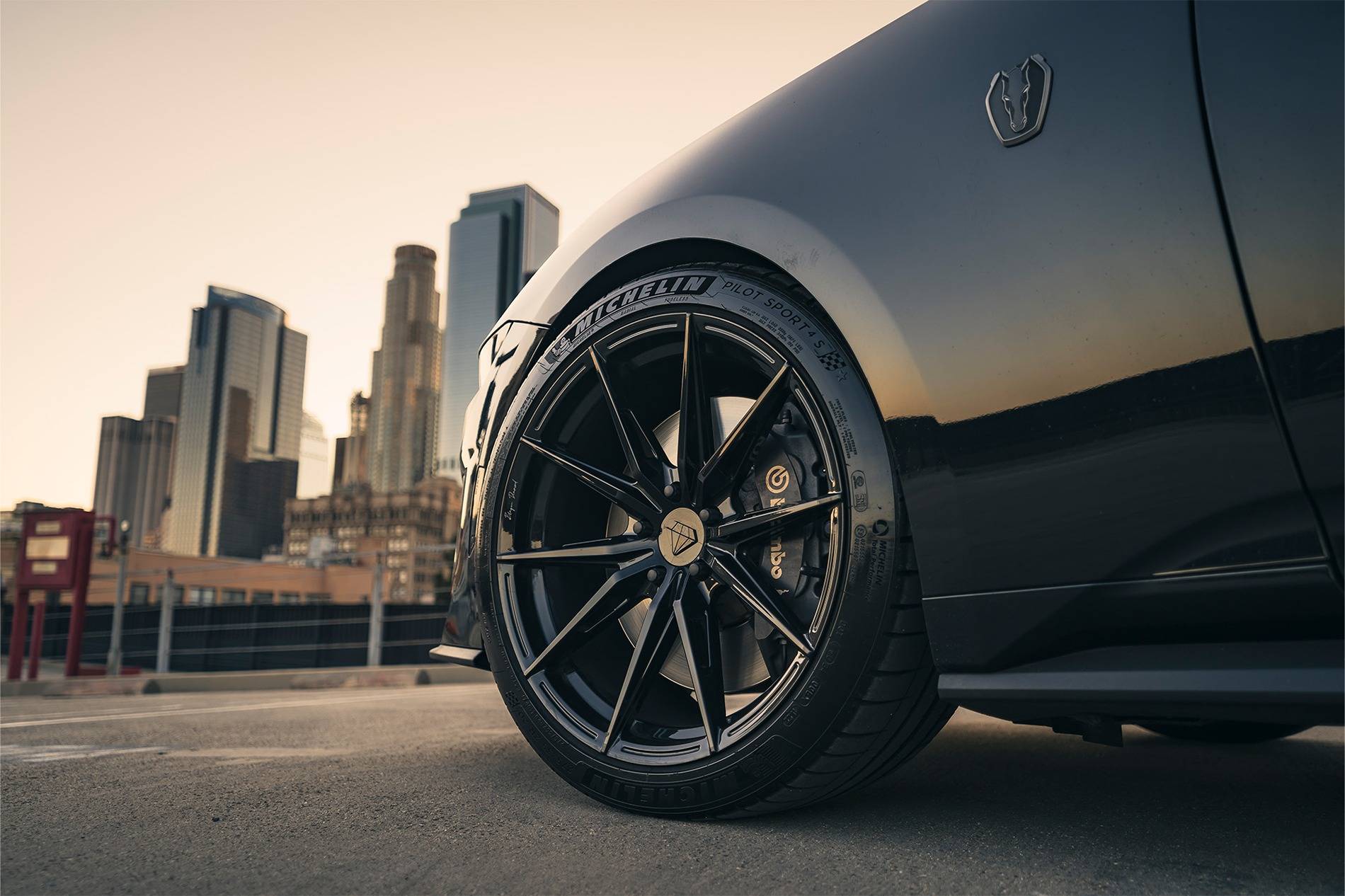 S650 Mustang Authorized Blaque Diamond Wheels Dealer: BD-F12 F18 F25 F29 Flow Forged Series wheels for Mustang S650 2024-Ford-Mustang-Darkhorse-BDF29-Gloss-Black-high-res-10