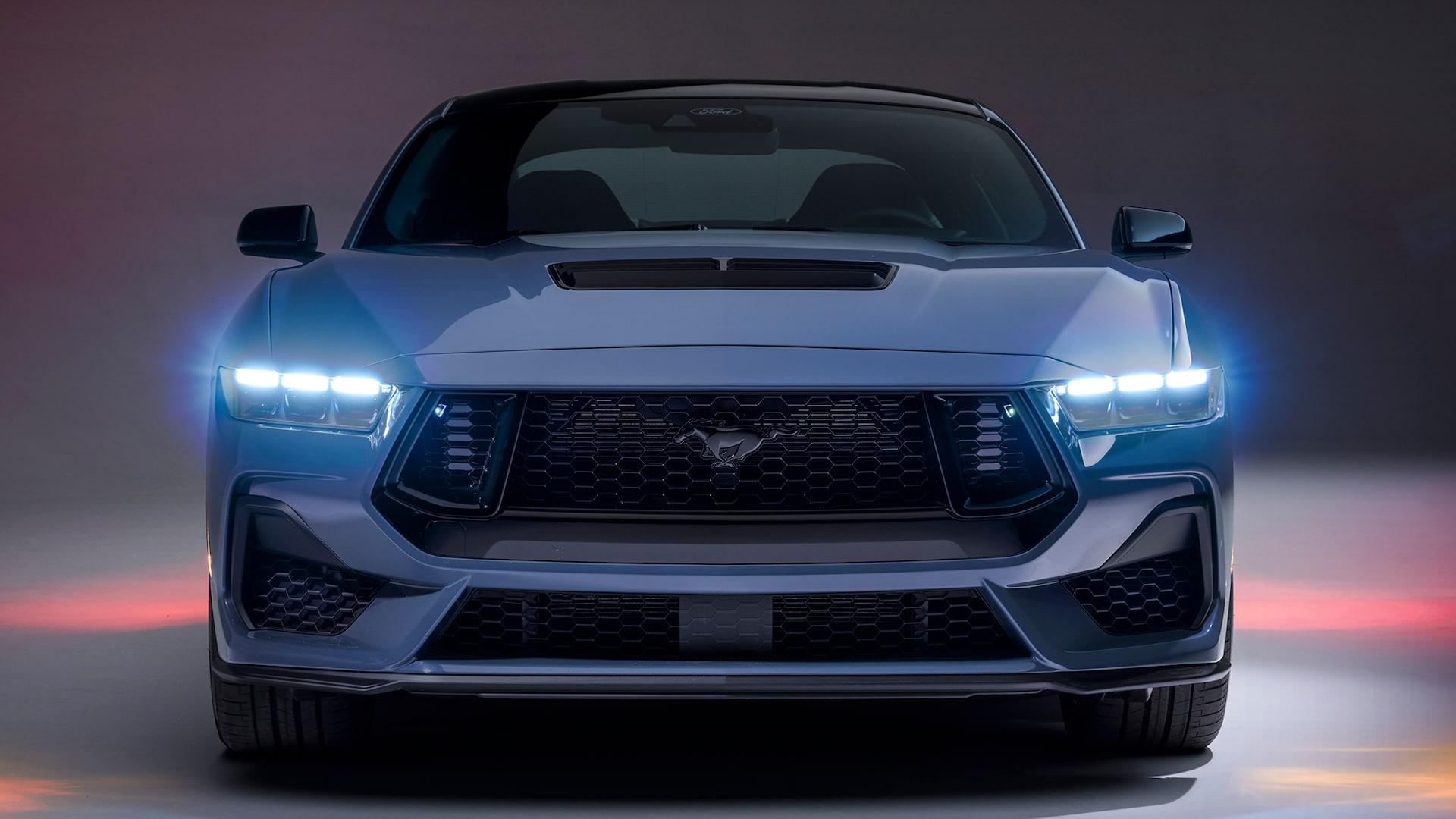 Ford Mustang Shelby gt350 сзади