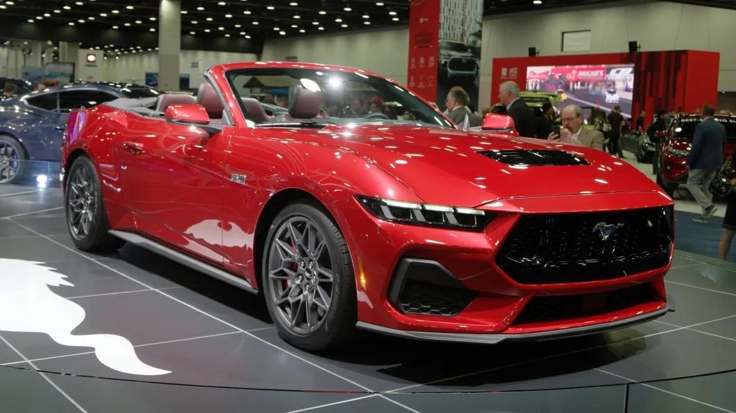 S650 Mustang S650 pics from reveal night and showfloor of 2022 Detroit Auto Show 2024-ford-mustang-gt-convertible-detroit-auto-show-06