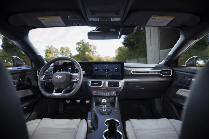 S650 Mustang The new dashboard is a big mistake IMO 2024 Mustang Interior 04