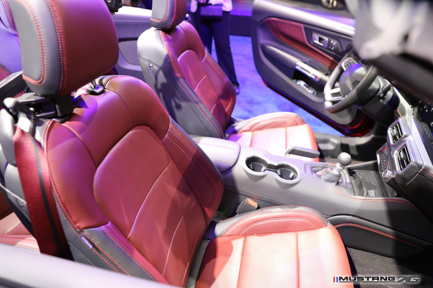 S650 Mustang NYIAS: Dark Horse Mustang (Blue Ember) & Engine Bay FIRST Look + 2024 Mustang GT Convertible 2024-mustang-nyias-2023-3