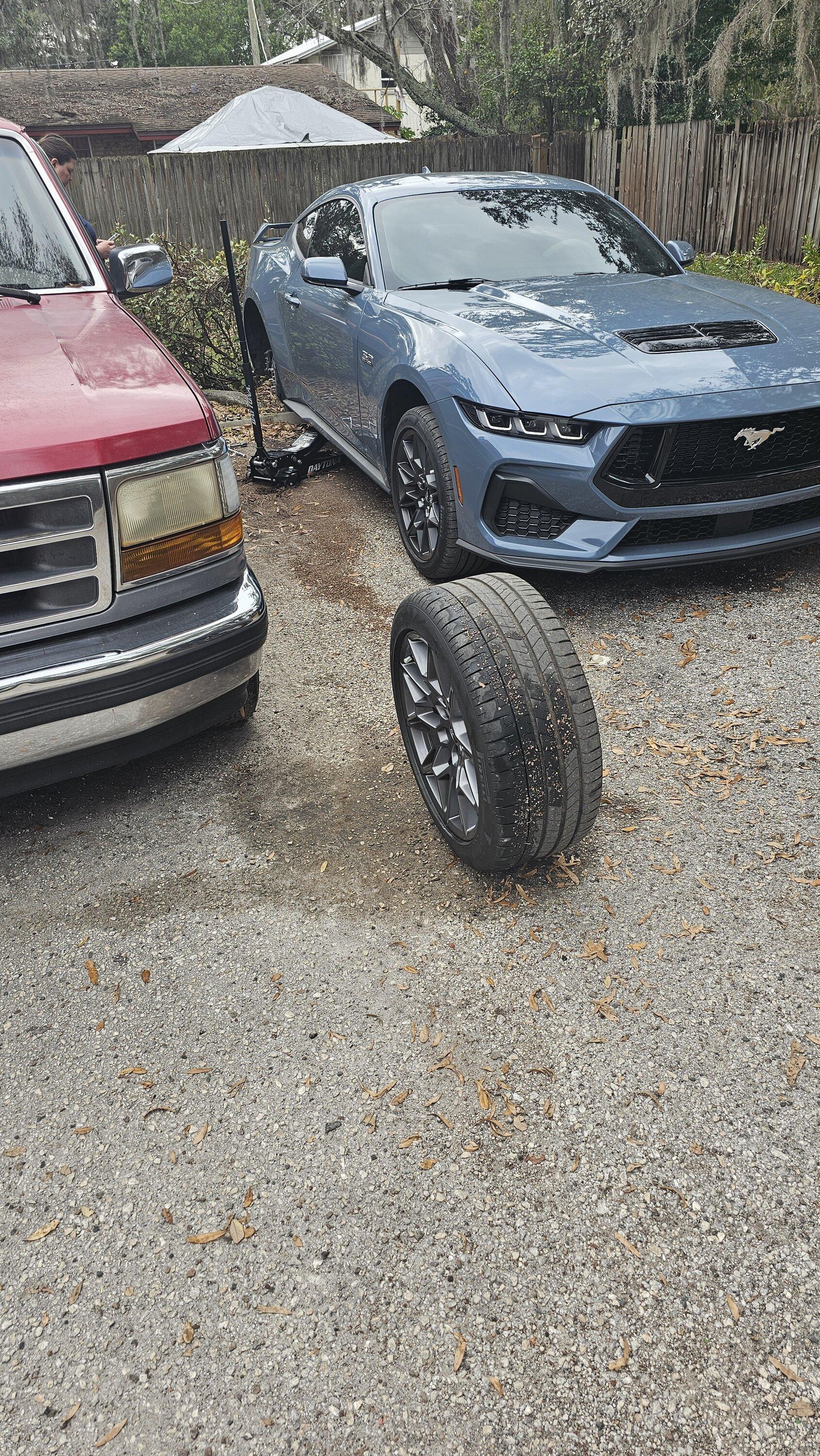 S650 Mustang Caught my first screw before my first payment 20240118_111353