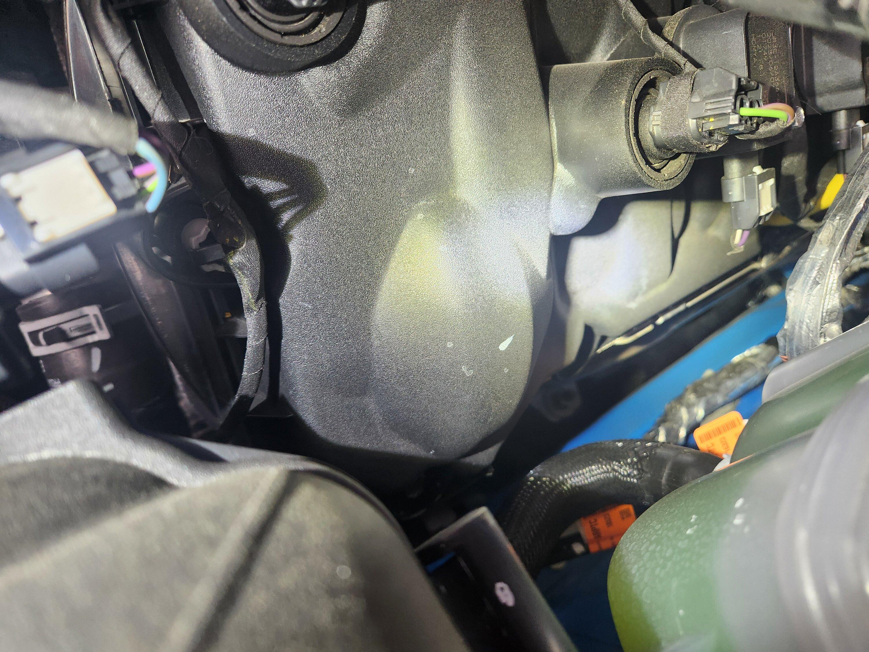 S650 Mustang Oil leak 20240303_131820