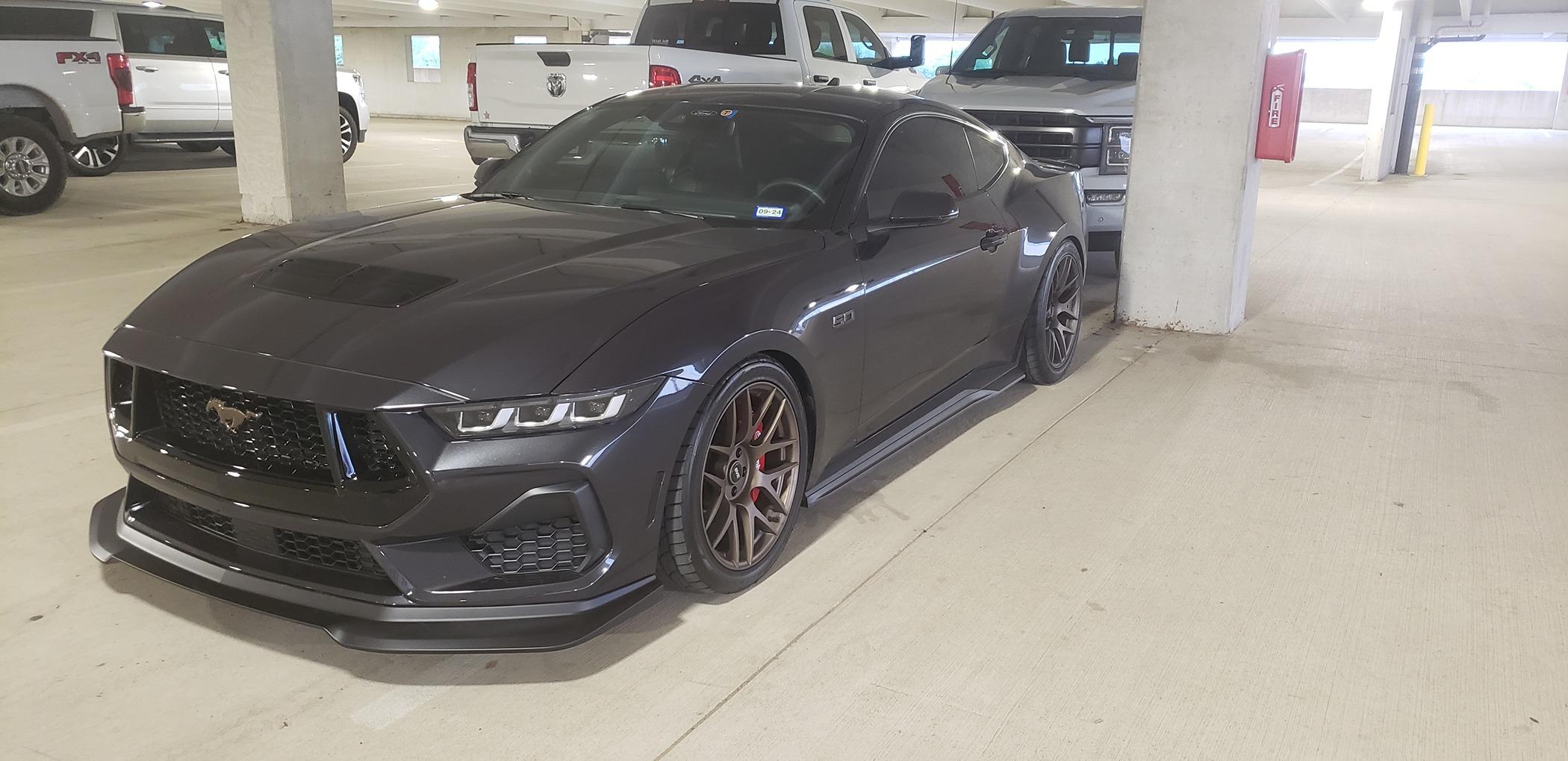 S650 Mustang Dark Matter Gray 2024 Mustang photos 20240401_183901