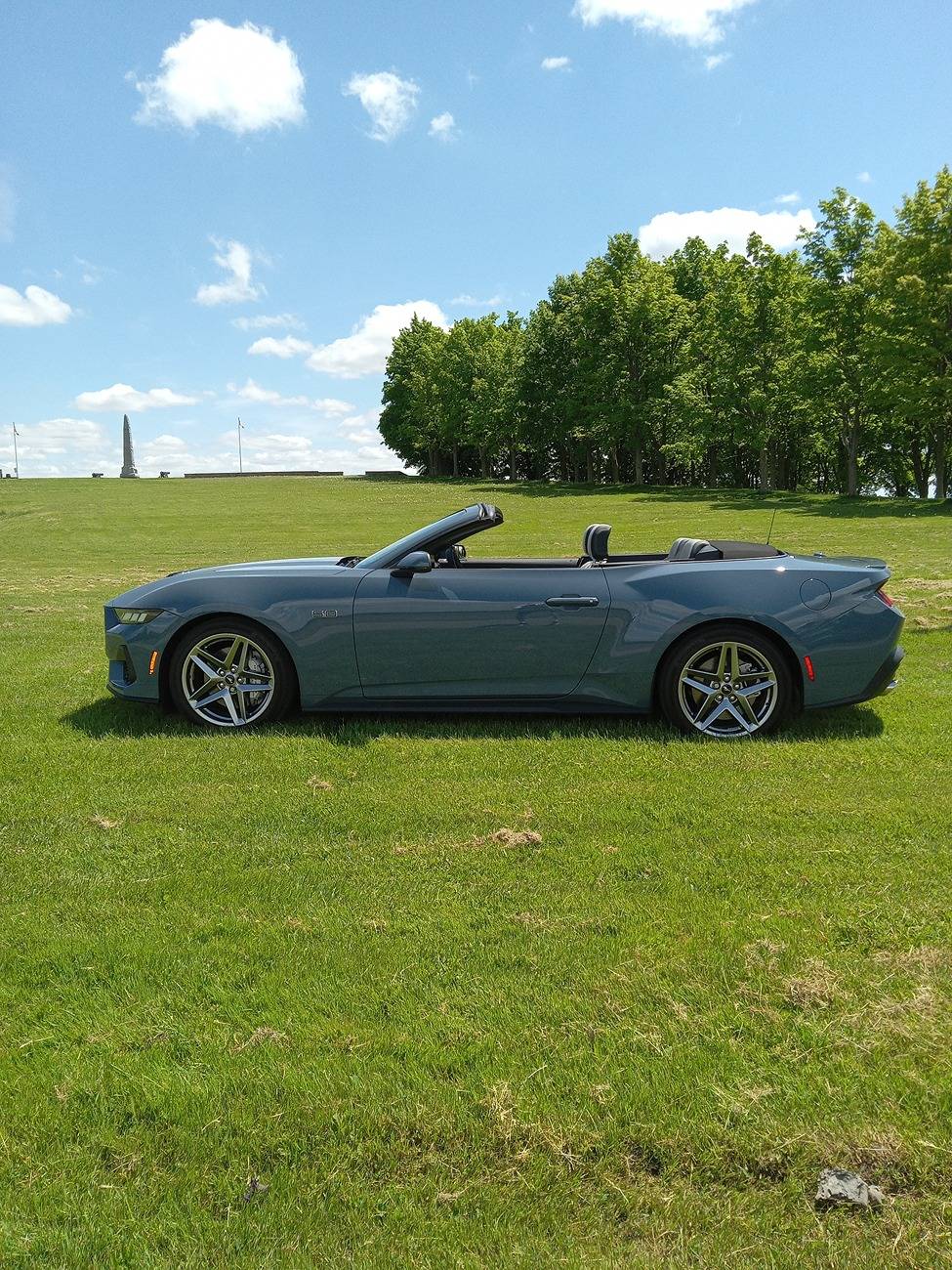 S650 Mustang Blue ember or vapor blue helppppp!!!!!!!! 20240526_133700