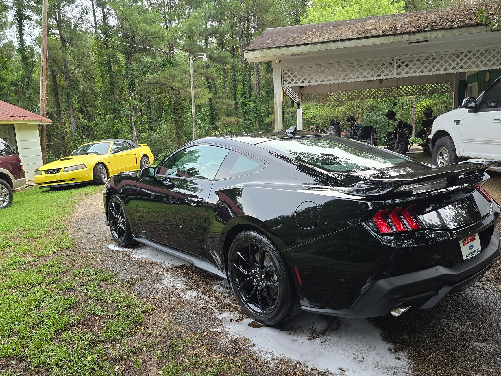 S650 Mustang New spoiler 20240630_182339