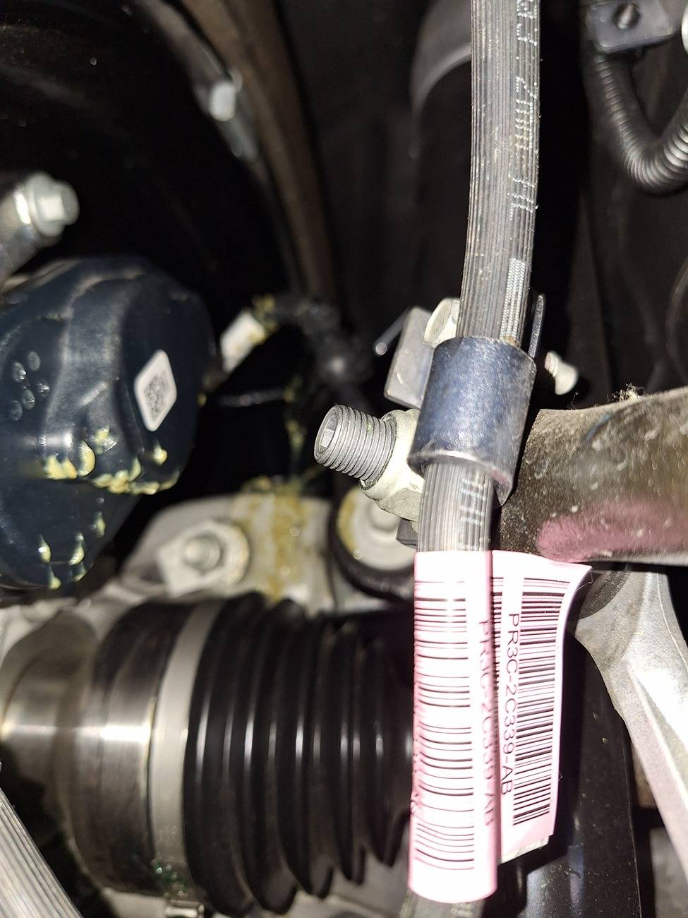 S650 Mustang 2024 CV boot puked all its grease 20240924_131858
