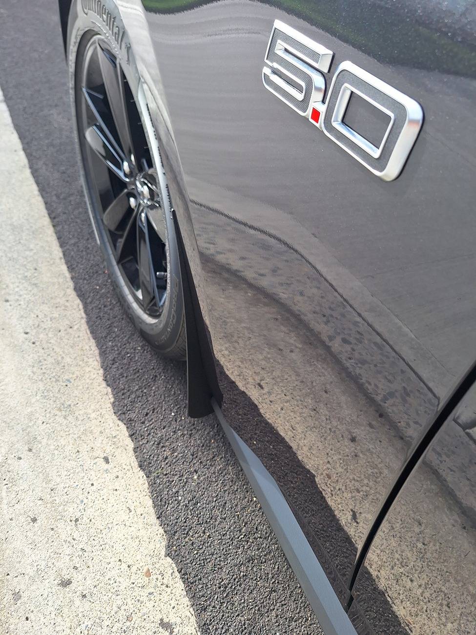 S650 Mustang Installed 4) ZL1 S650 Delux Rock Guards - Photos 20241011_151212