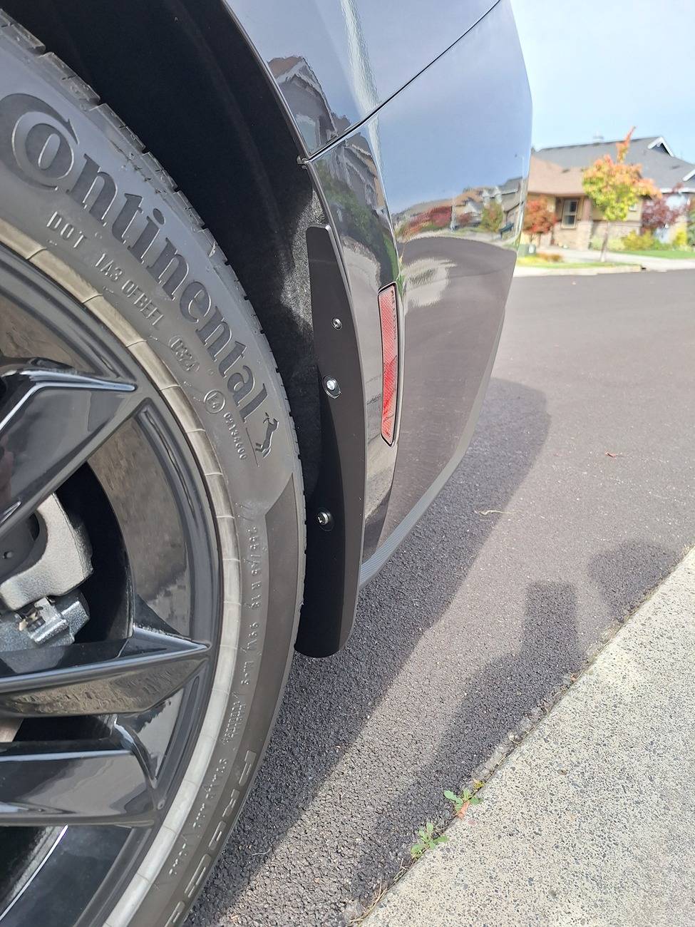 S650 Mustang Installed 4) ZL1 S650 Delux Rock Guards - Photos 20241011_151359