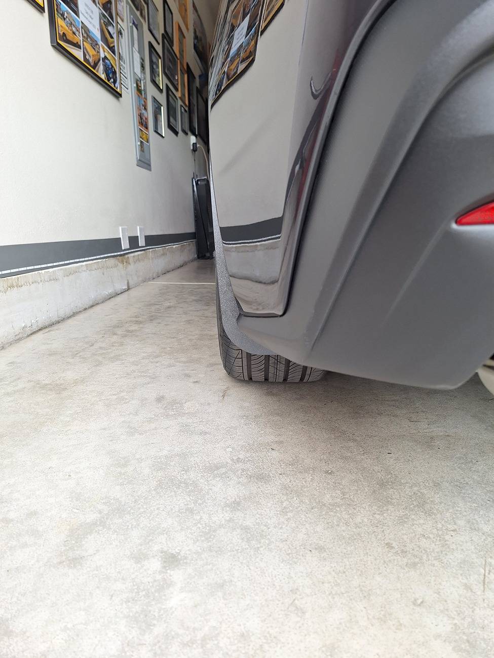 S650 Mustang Installed 4) ZL1 S650 Delux Rock Guards - Photos 20241011_151745