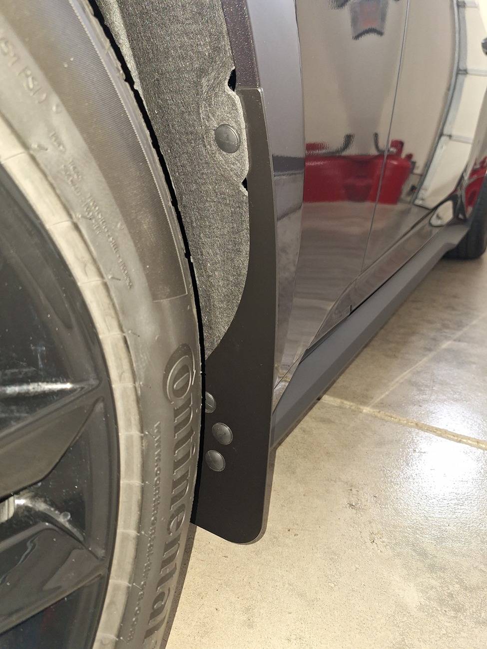 S650 Mustang Installed 4) ZL1 S650 Delux Rock Guards - Photos 20241011_152037