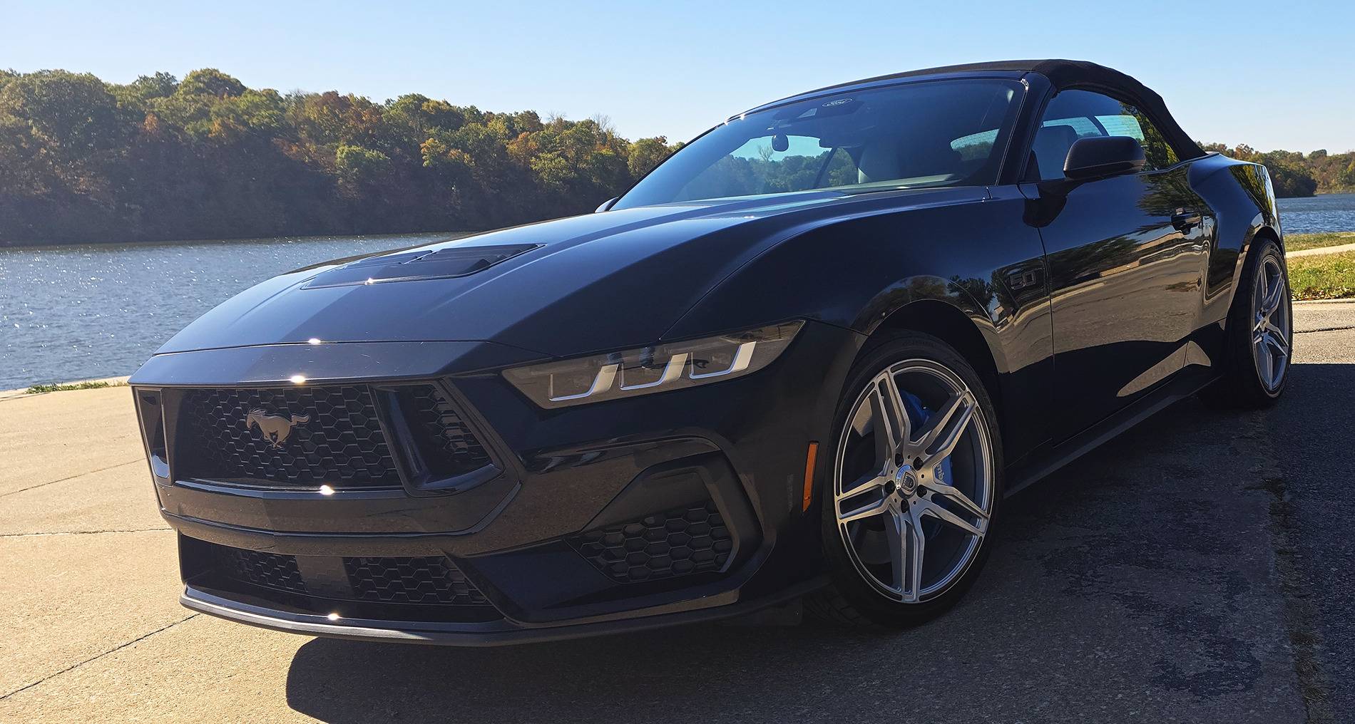 S650 Mustang Free Christmas Giveaway by Screen Protech 20241017_110819v2