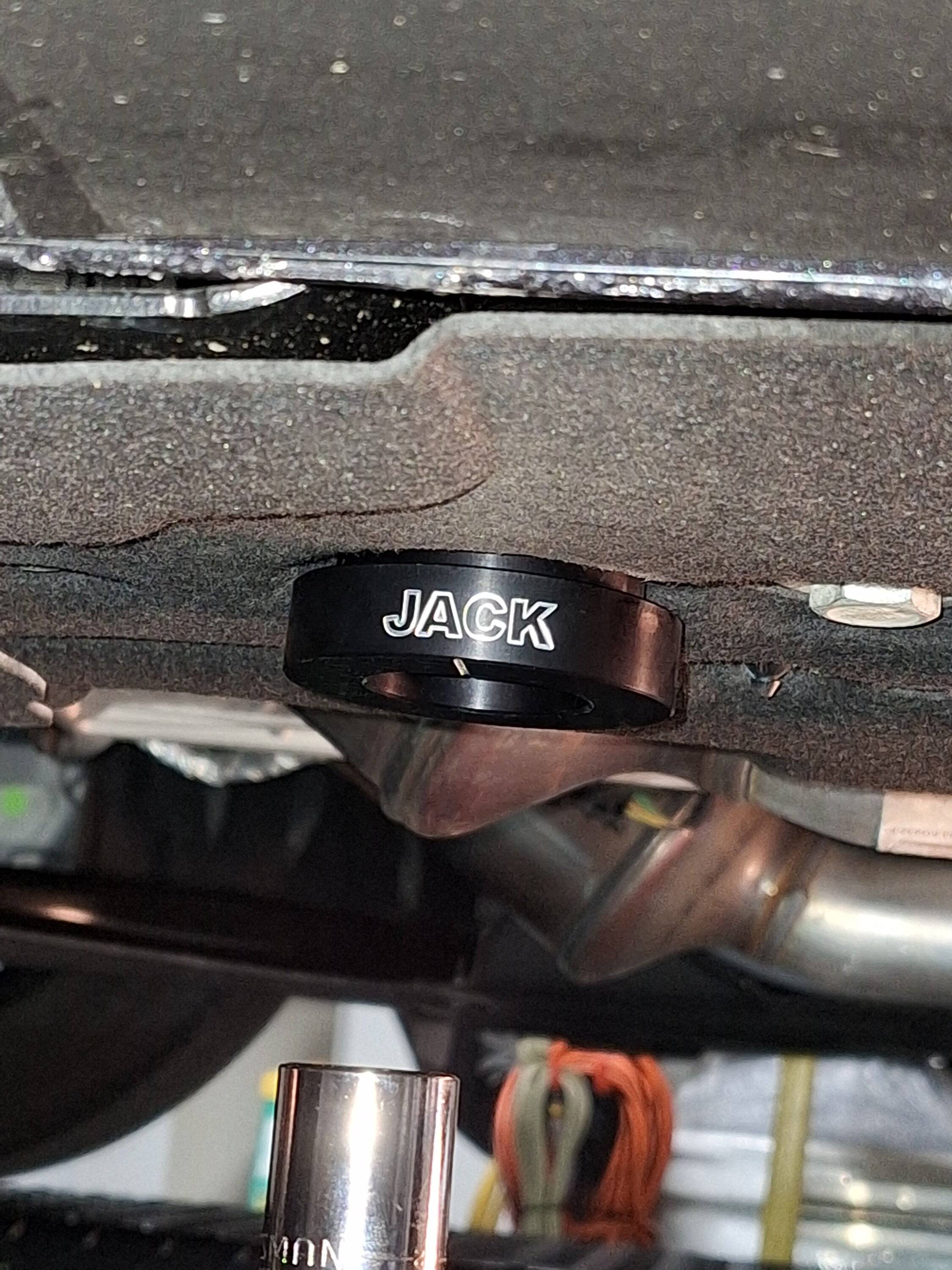 S650 Mustang Installed Permanent LMR Jack Pads 20241109_141254