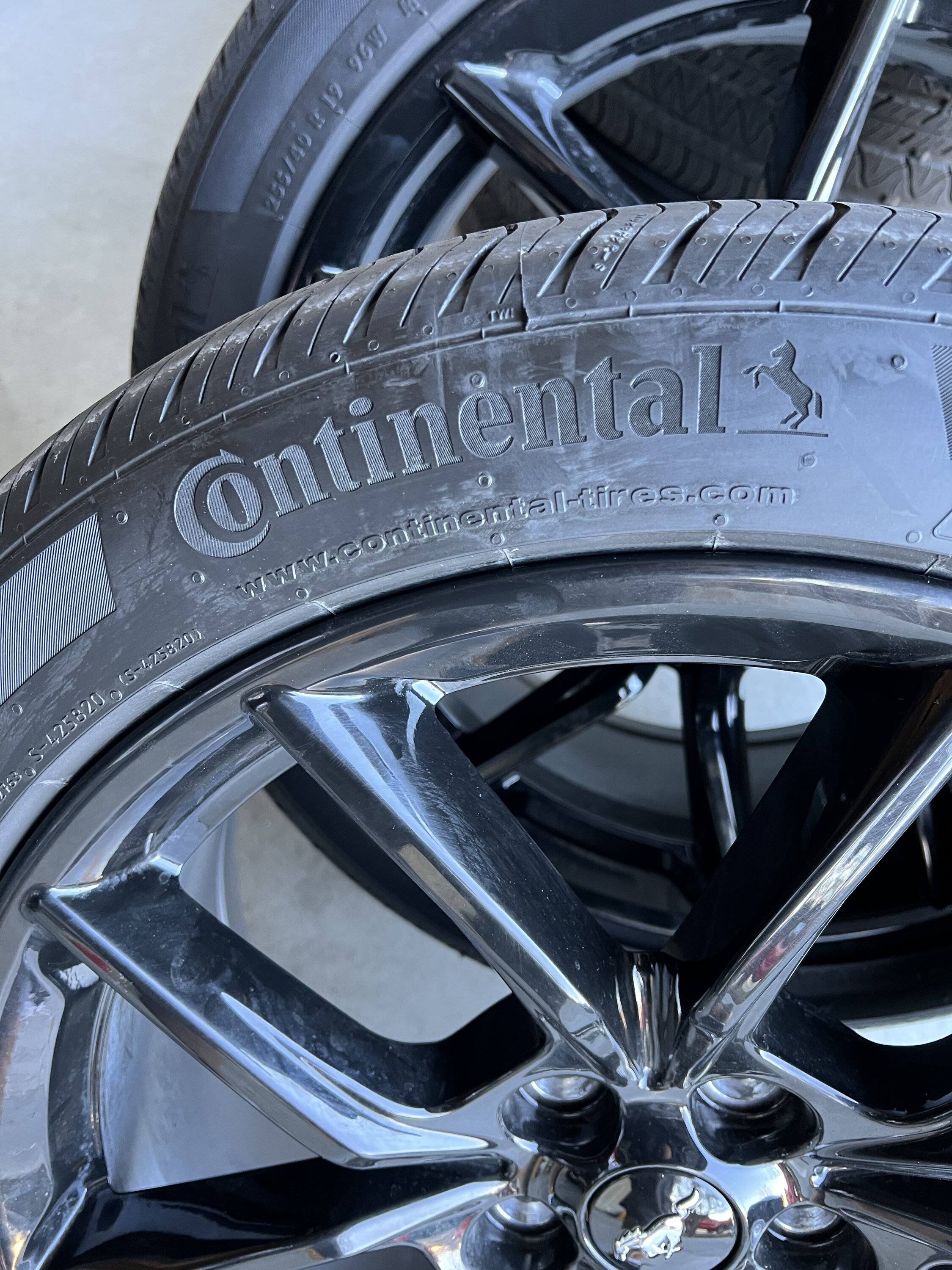 S650 Mustang Mustang GT Factory Wheels & Tires Set - $1000 2025-01-23_15-46-25_709