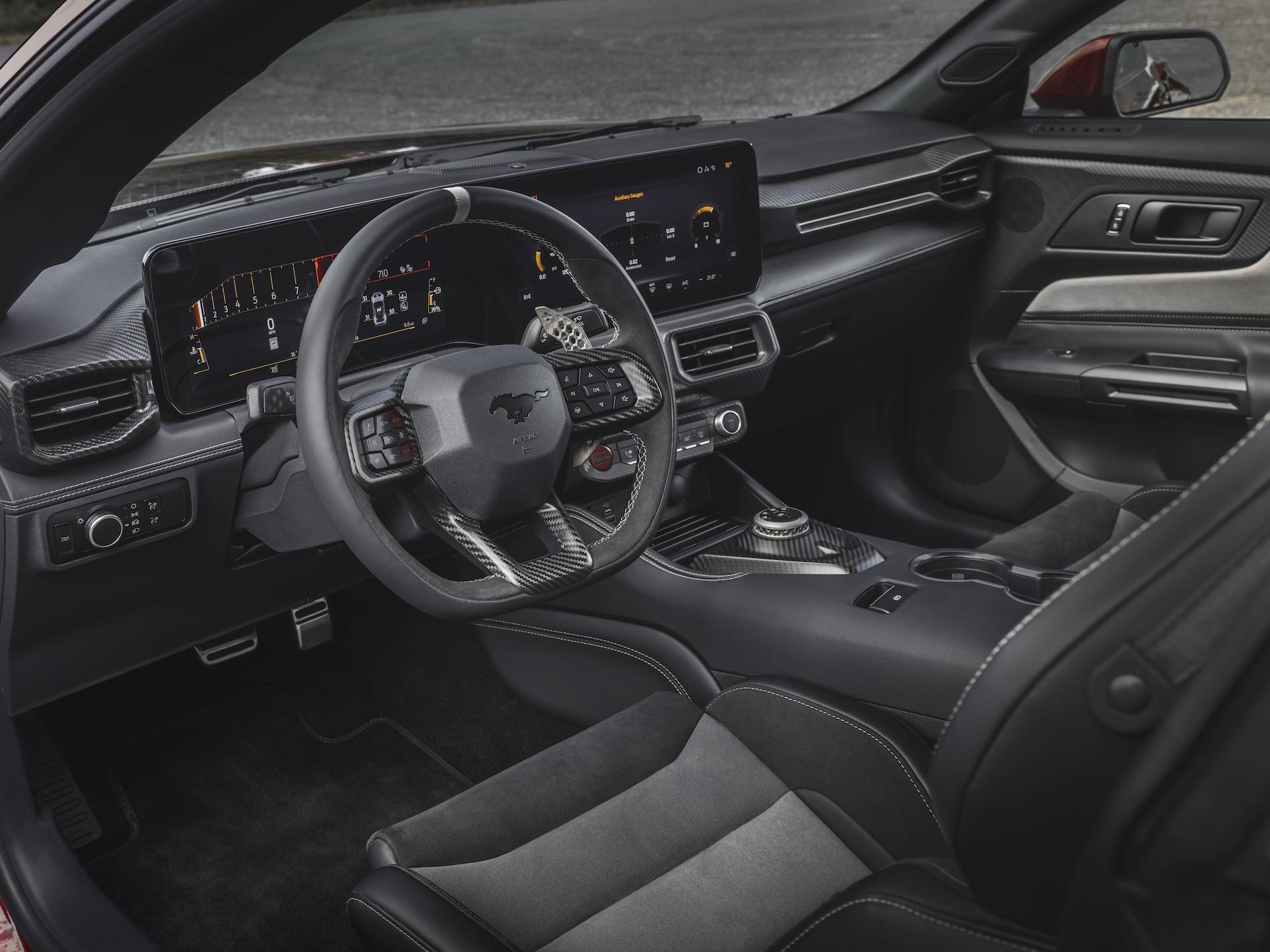 S650 Mustang 2025 Mustang GTD World Debut at Le Mans! 🏁 2025 Ford Mustang GTD_interior_09