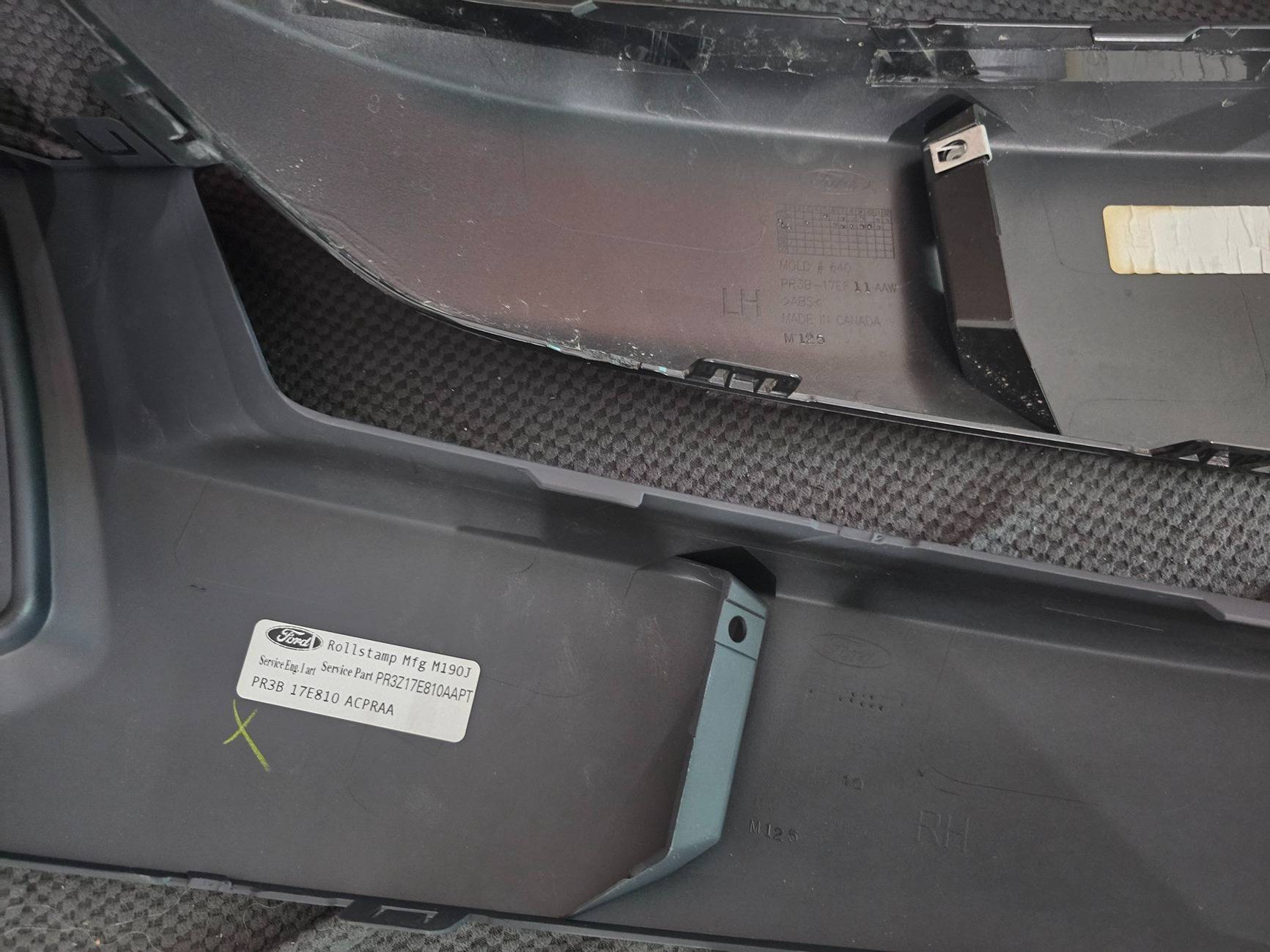 S650 Mustang Dark horse bumper trim paint 20250417_155827