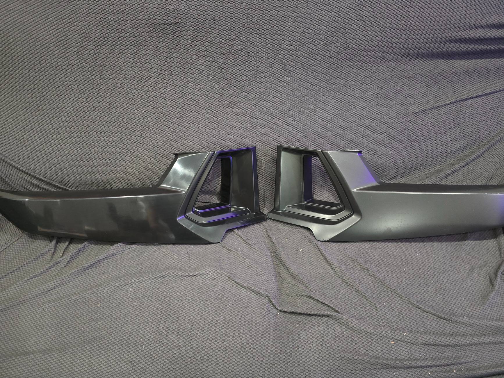 S650 Mustang Dark horse bumper trim paint 20250503_140241