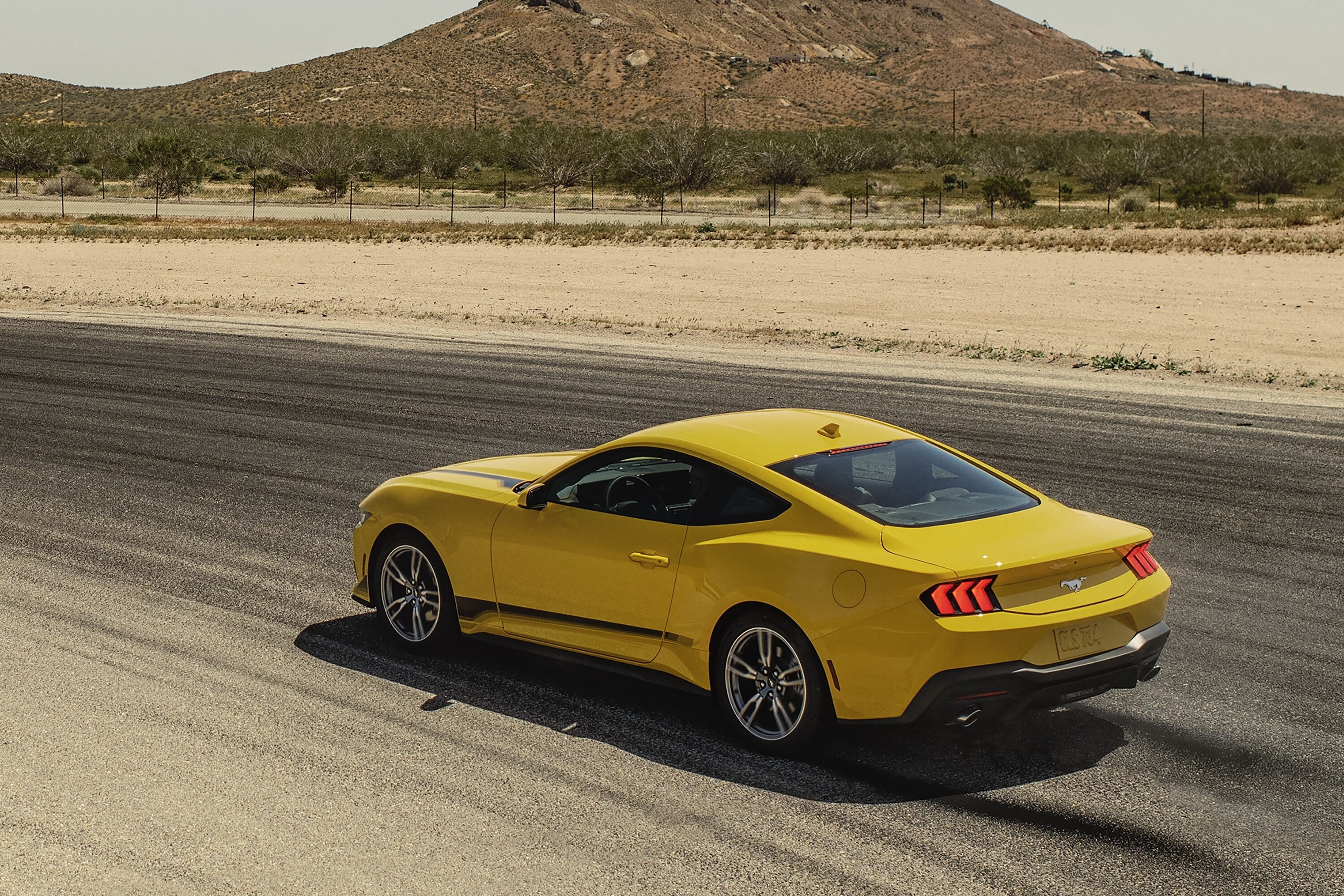 S650 Mustang Official YELLOW SPLASH Mustang S650 Thread 24_FRD_MST_61005